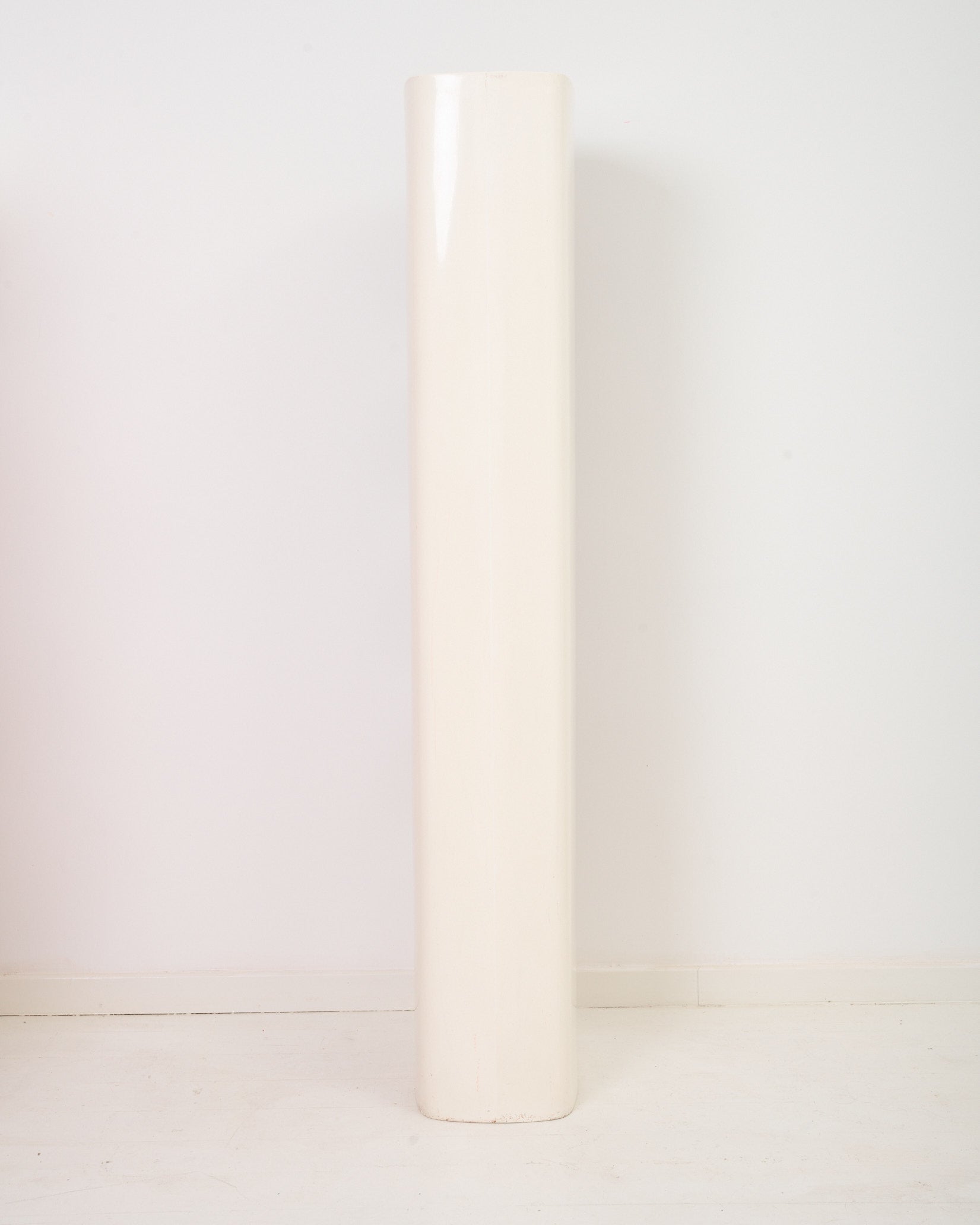 Colonne "Totem" blanc, Valeric Doubroucinskis, Rodier 1970s