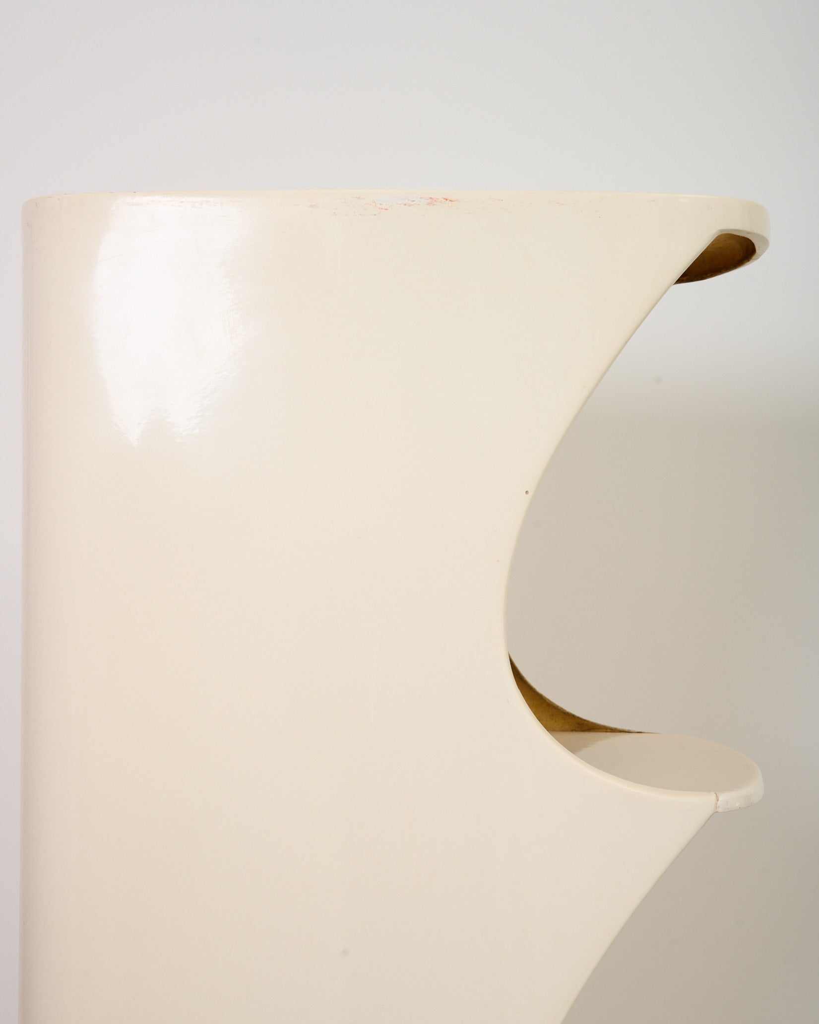 Colonne "Totem" blanc, Valeric Doubroucinskis, Rodier 1970s