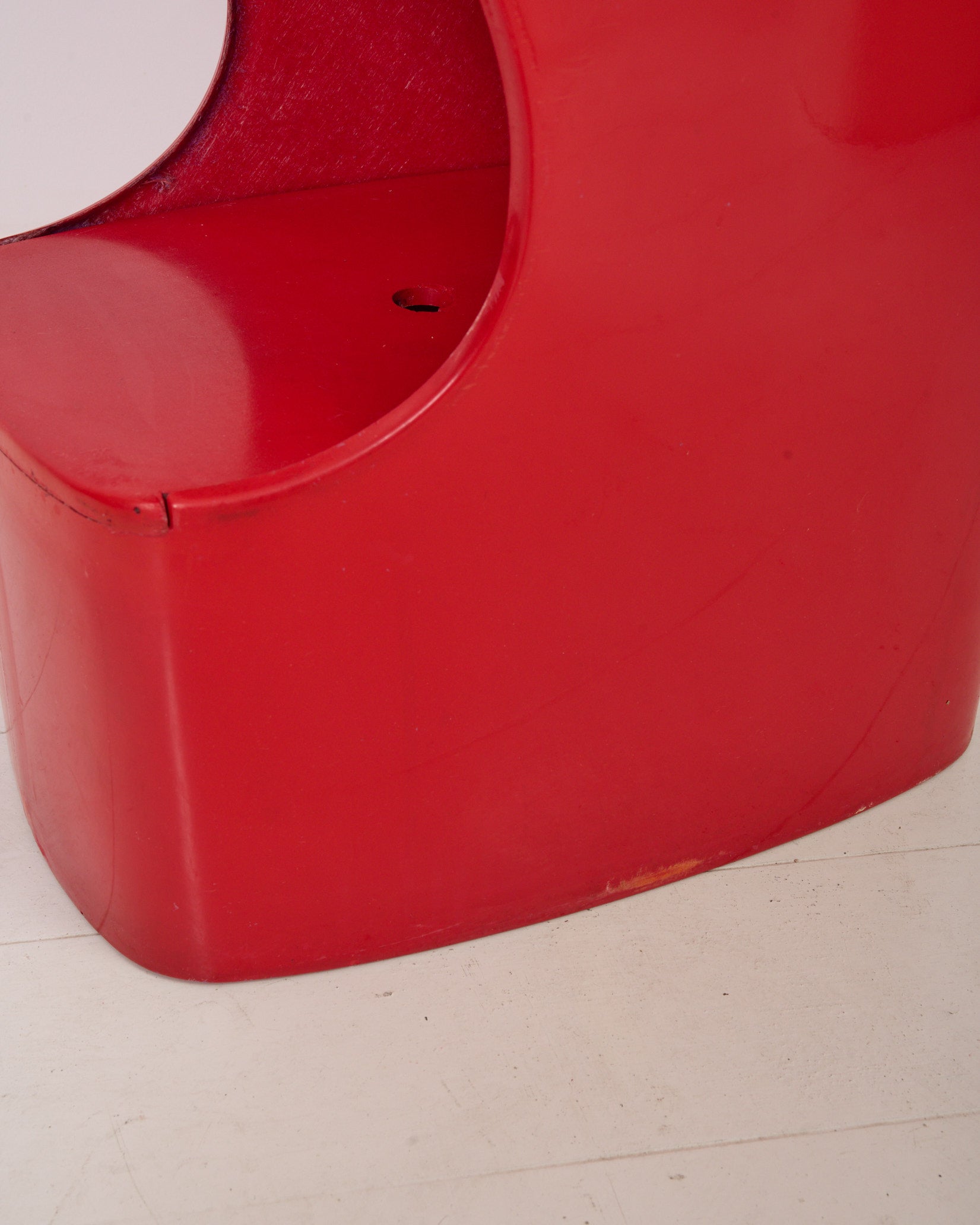 Colonne "Totem" rouge, Valeric Doubroucinskis, Rodier 1970s