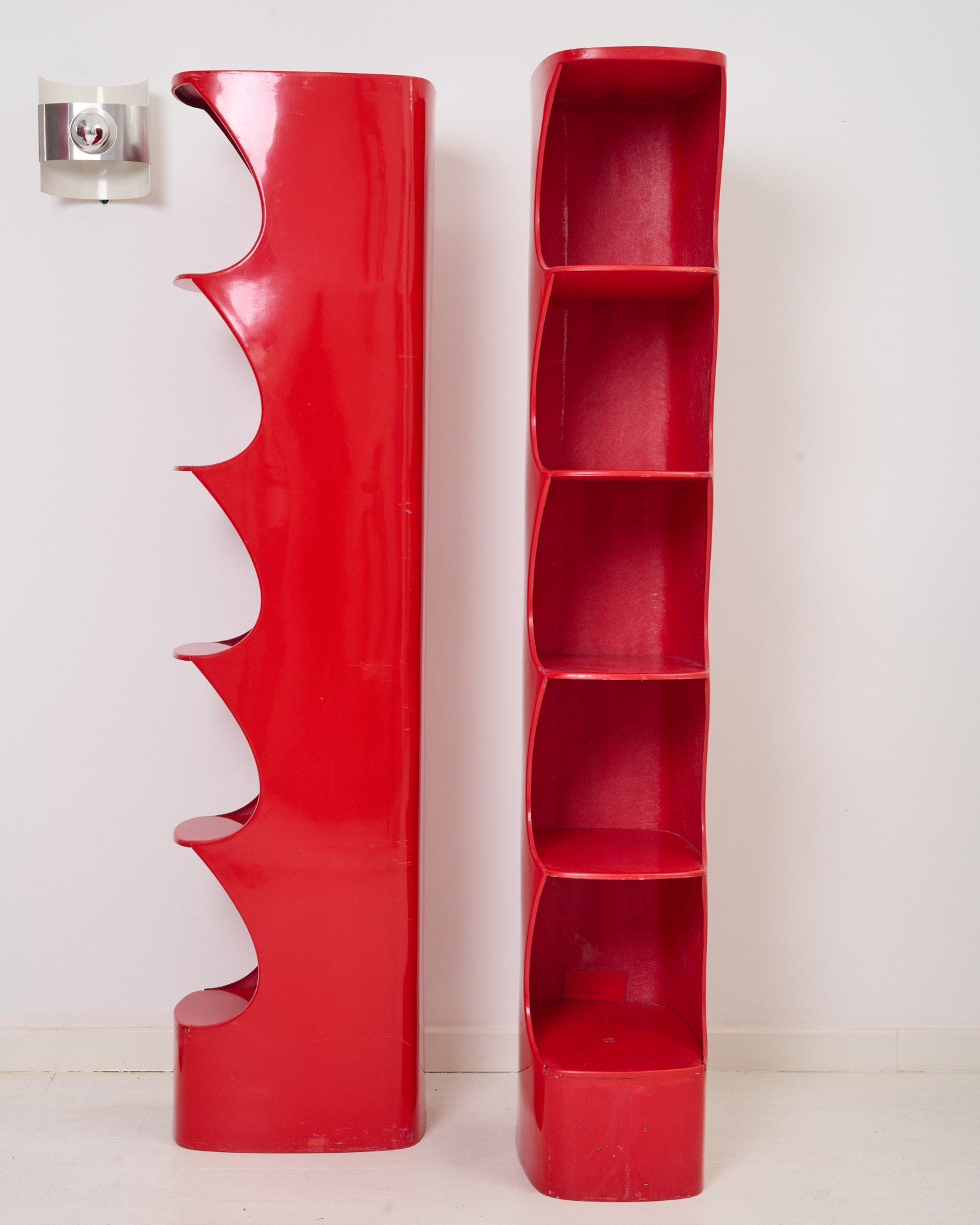 Colonne "Totem" rouge, Valeric Doubroucinskis, Rodier 1970s