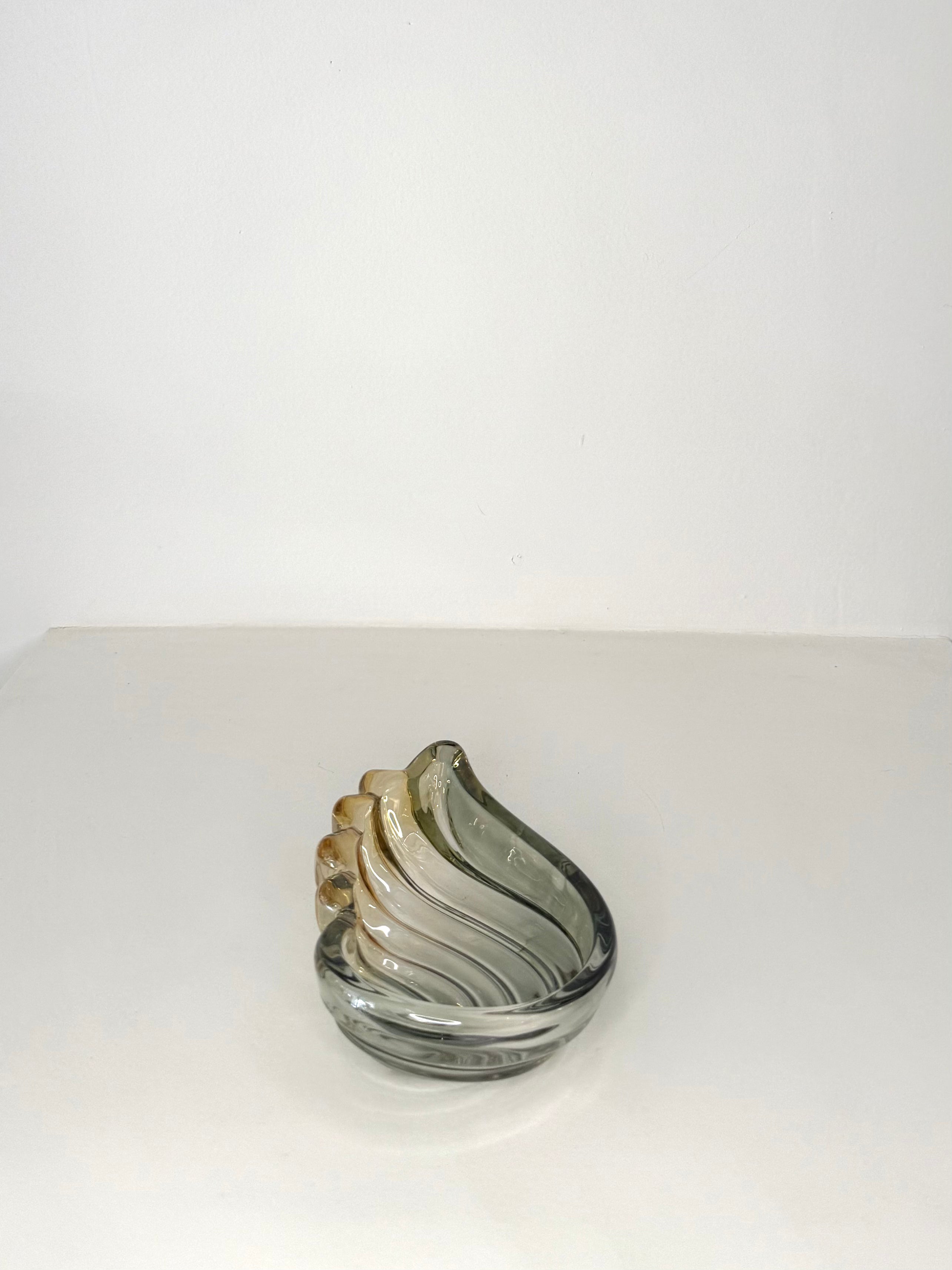 Vide poche coquillage en verre de Murano bicolore, Allemagne