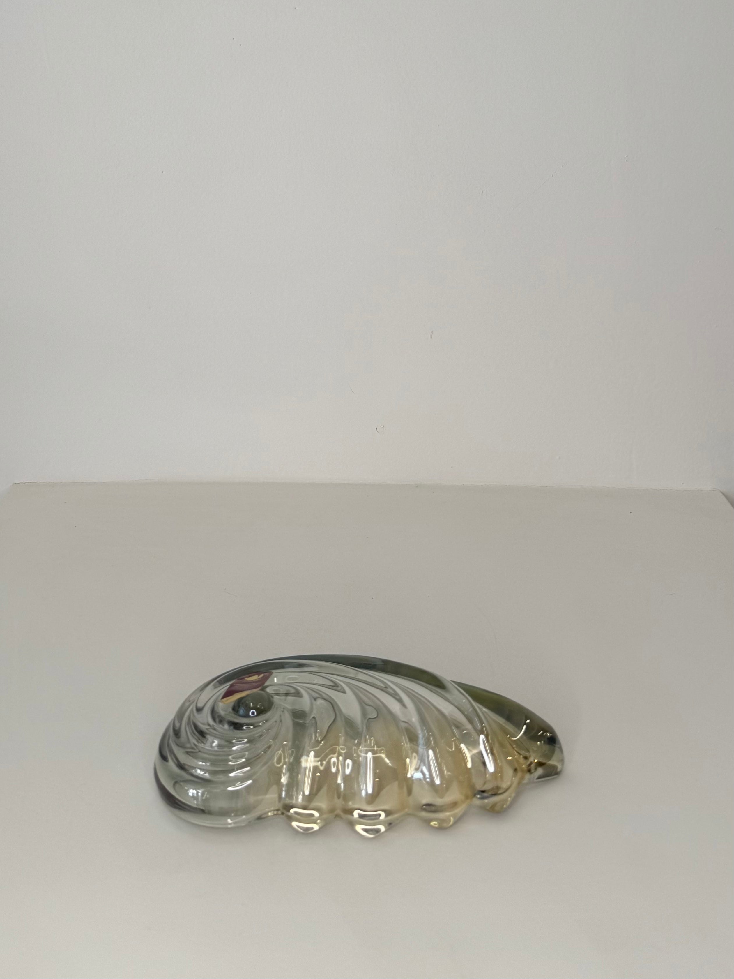 Vide poche coquillage en verre de Murano bicolore, Allemagne