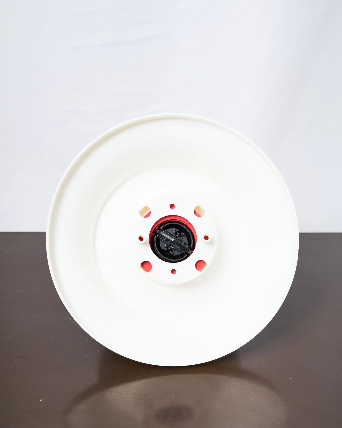 Applique globe en verre dépoli et crème, Space Age, 1970s