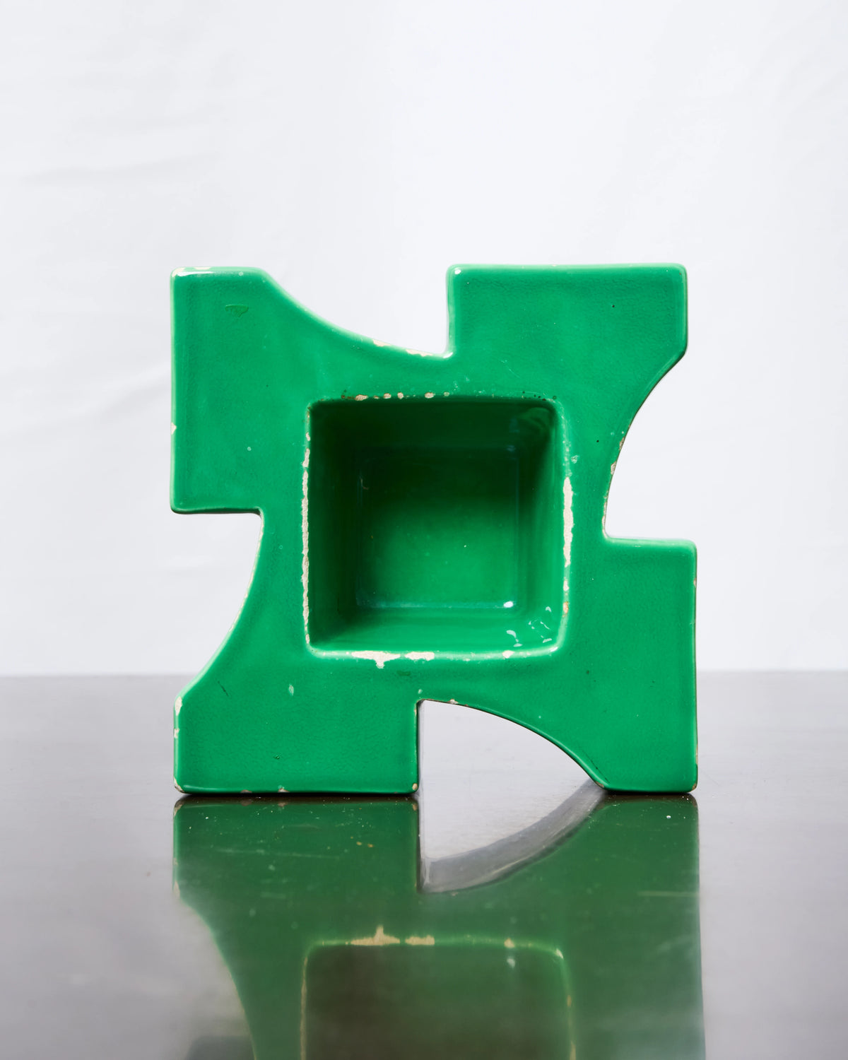 Vase ou vide poche géométrique en céramique vert, 1970s