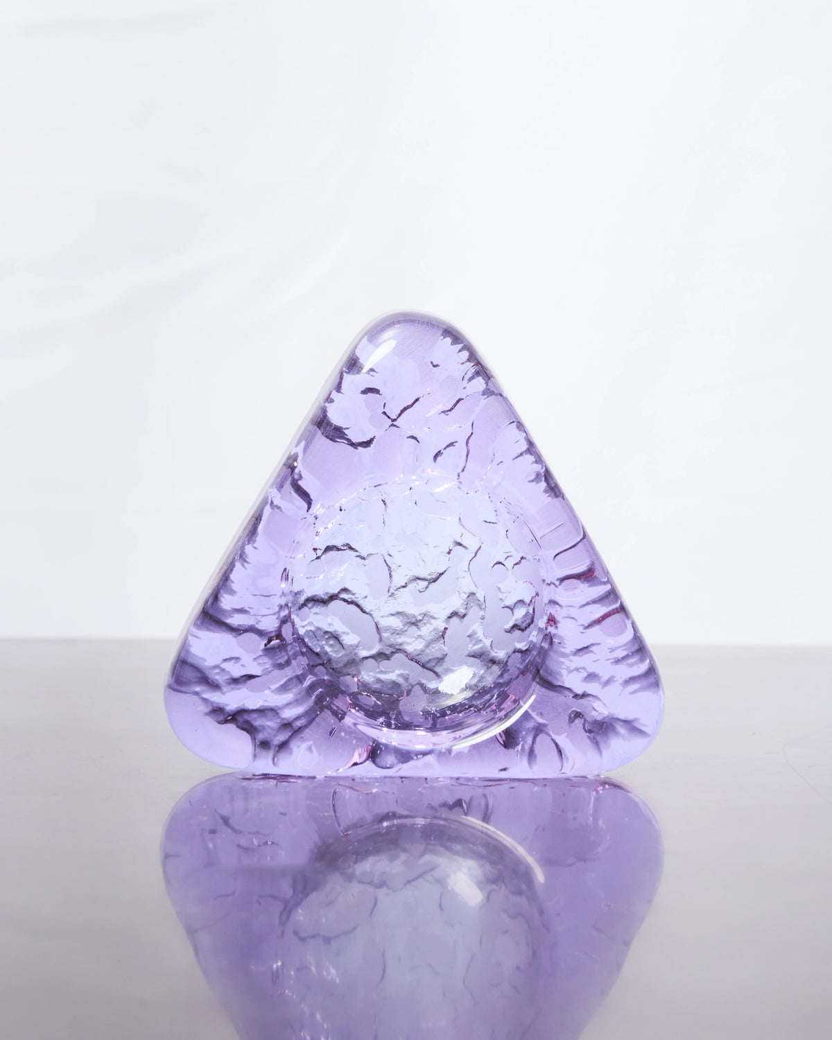 Murano round lilac ashtray