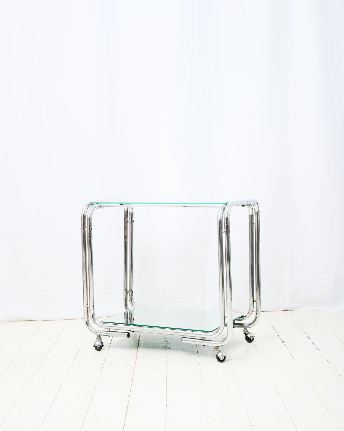 Desserte tubulaire en chrome, verre fumé et miroir, Italie, 1970s