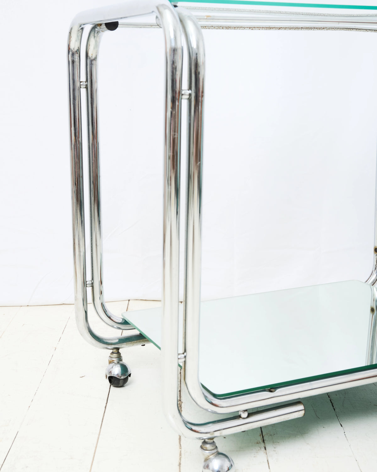 Desserte tubulaire en chrome, verre fumé et miroir, Italie, 1970s