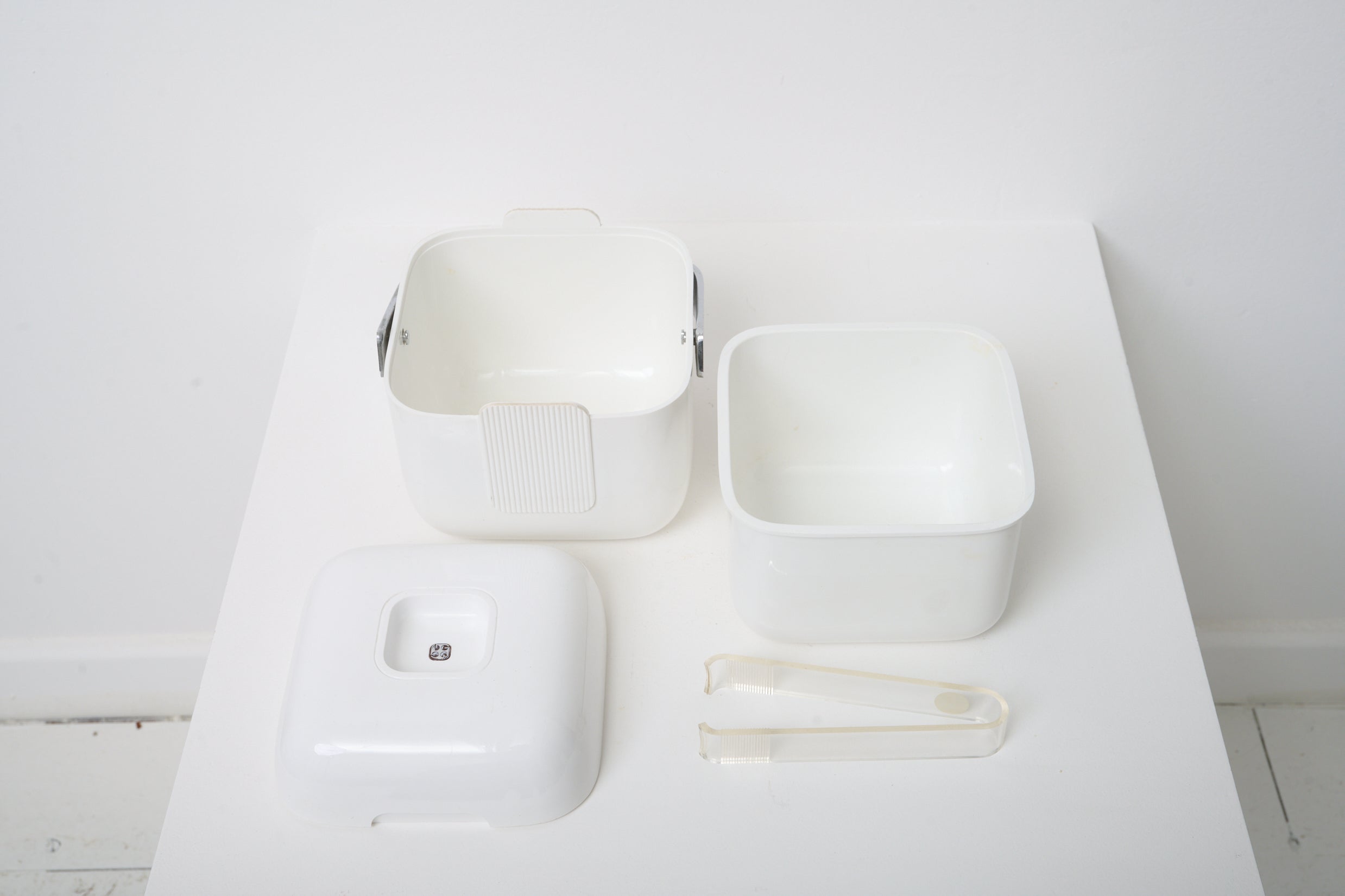 Seau à glace, Ambrogio Pozzi, Guzzini, 1980s.