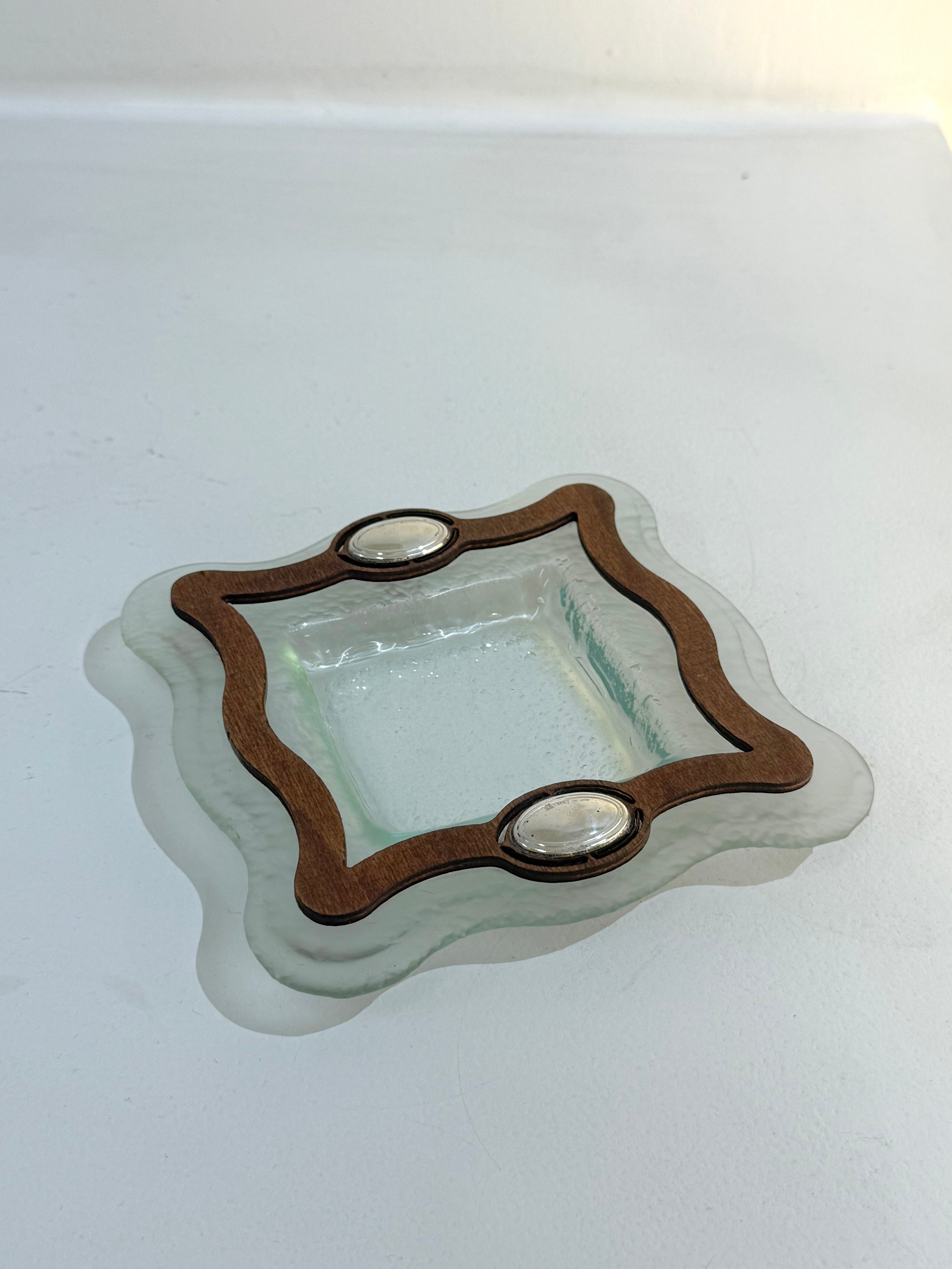 Cendrier en verre, empiècements en teck et en argent, Italie, 1970s