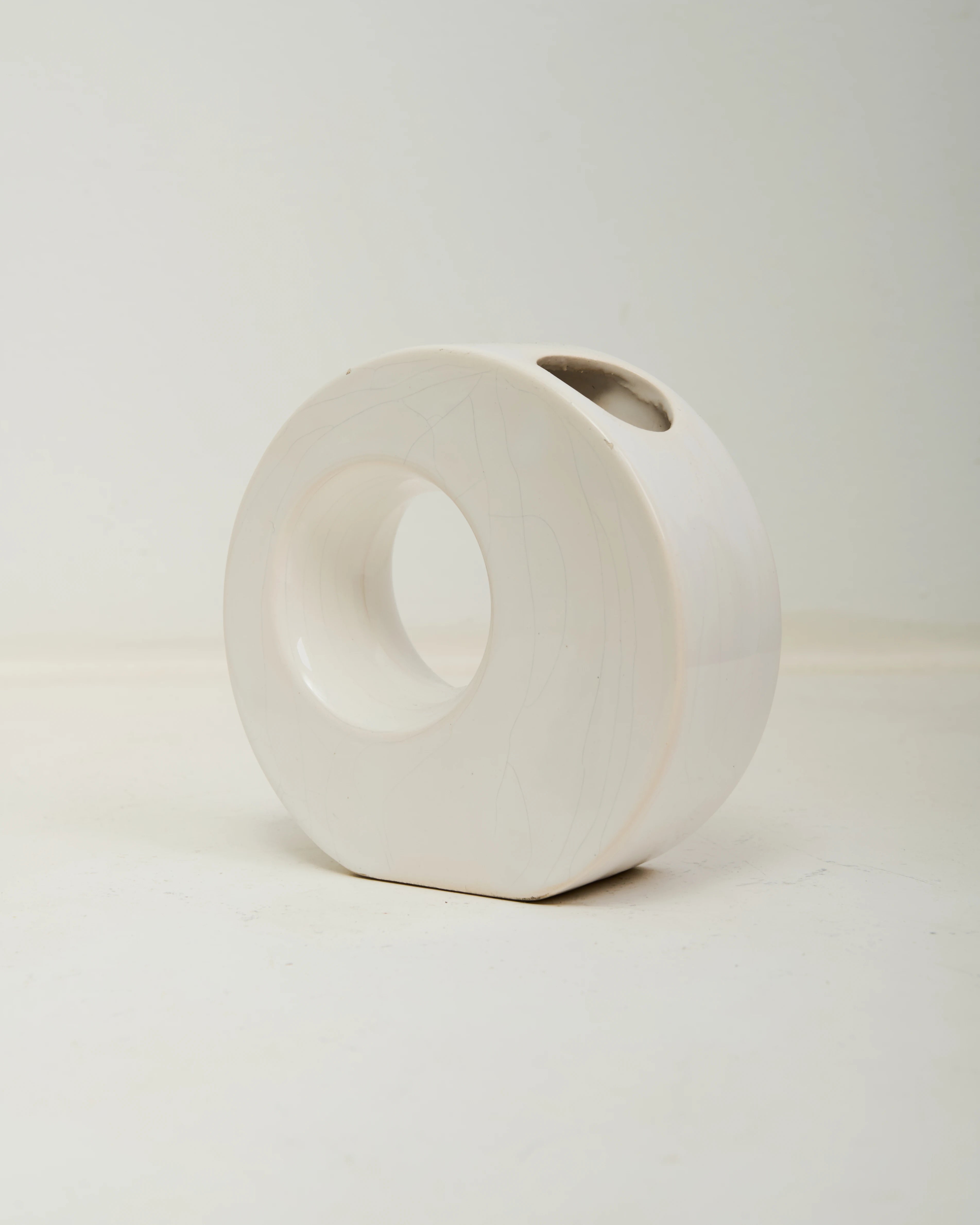 Vase "Donut", céramique blanc, 1970s