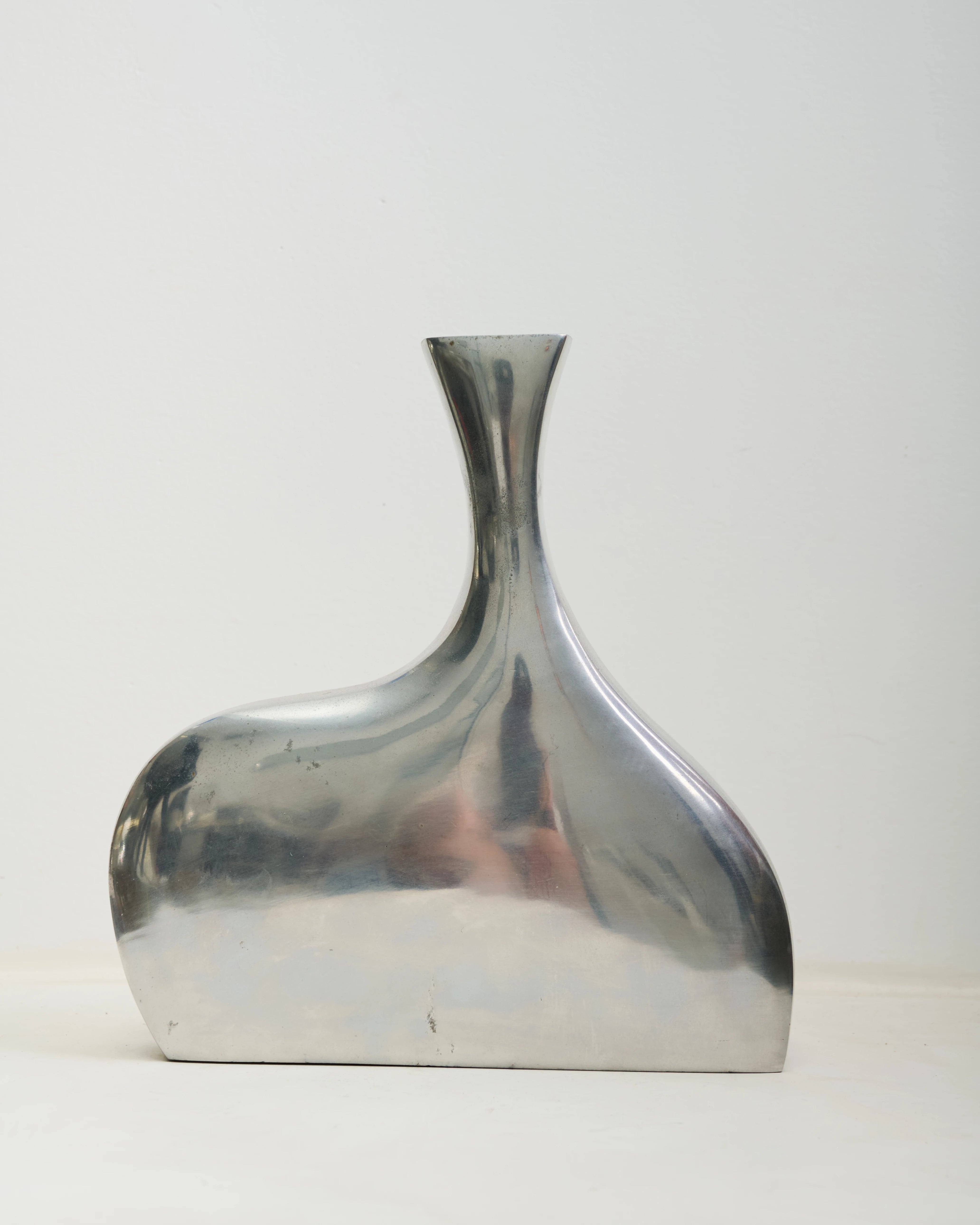 Vase « Botte » en fonte d’aluminium, Italie, 1970s-1980s