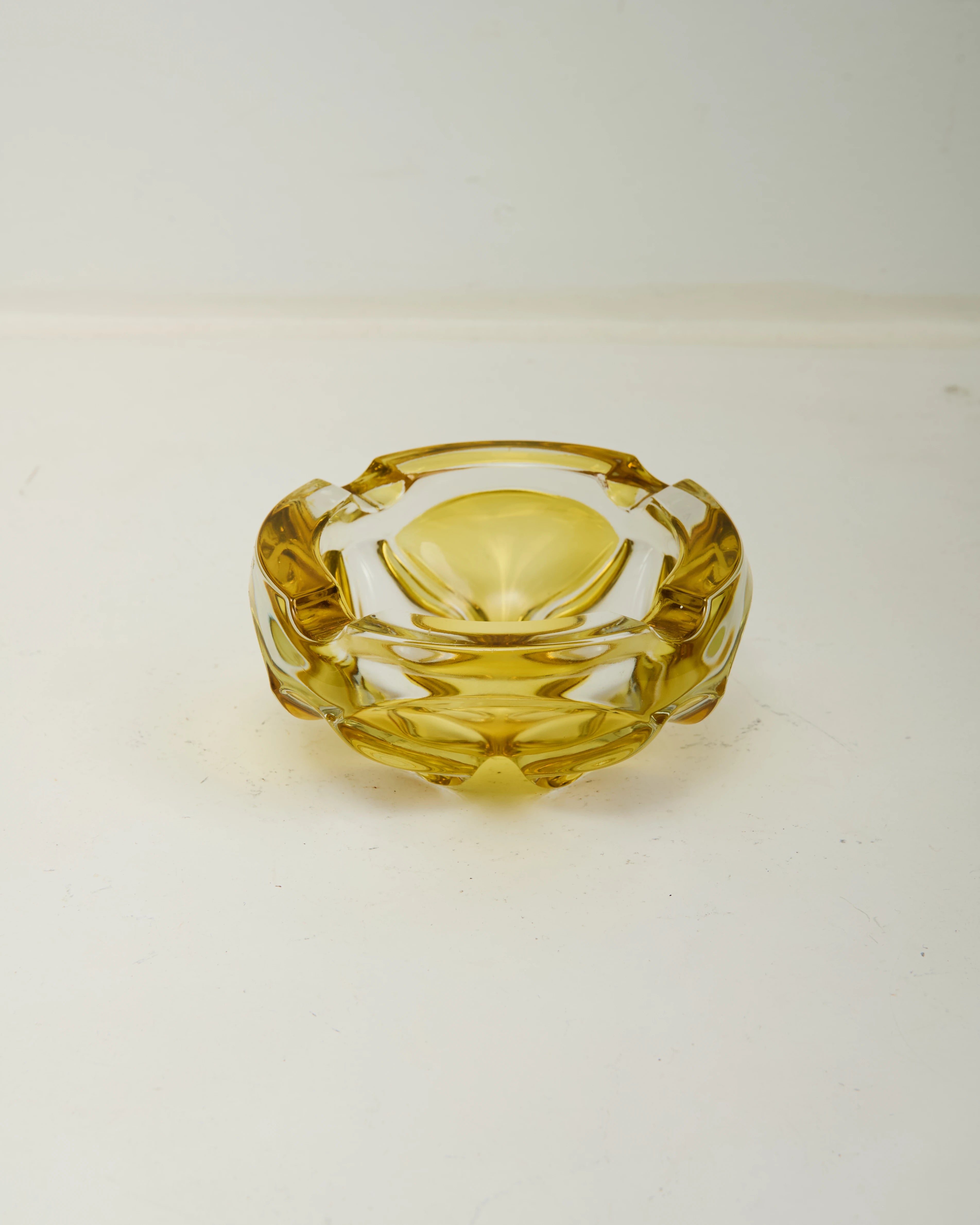 Cendrier jaune et transparent, verre de Murano, 1970s
