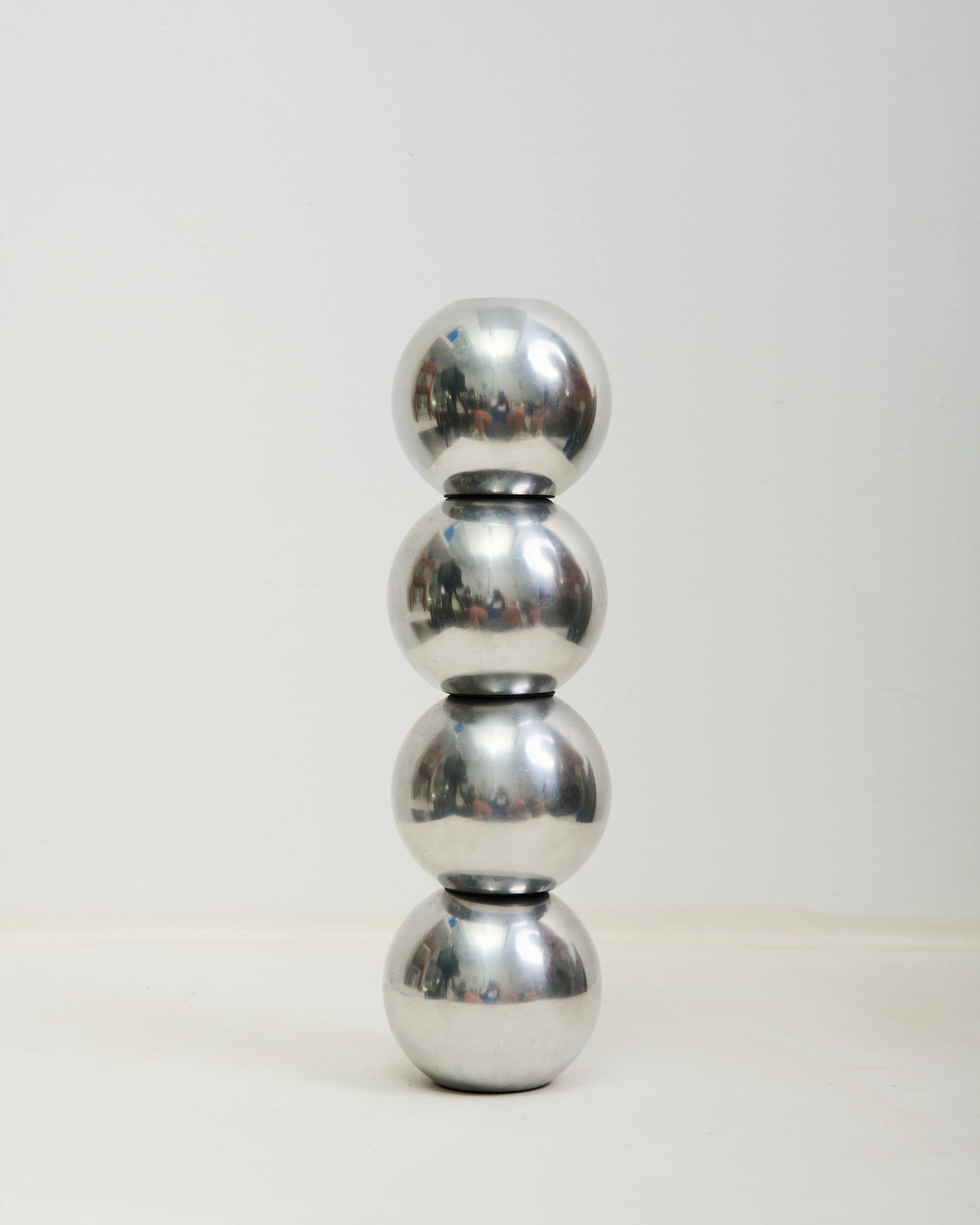 Paire de bougeoirs "Boule" (1 sur 2), métal chromé, Ikea, 1990s