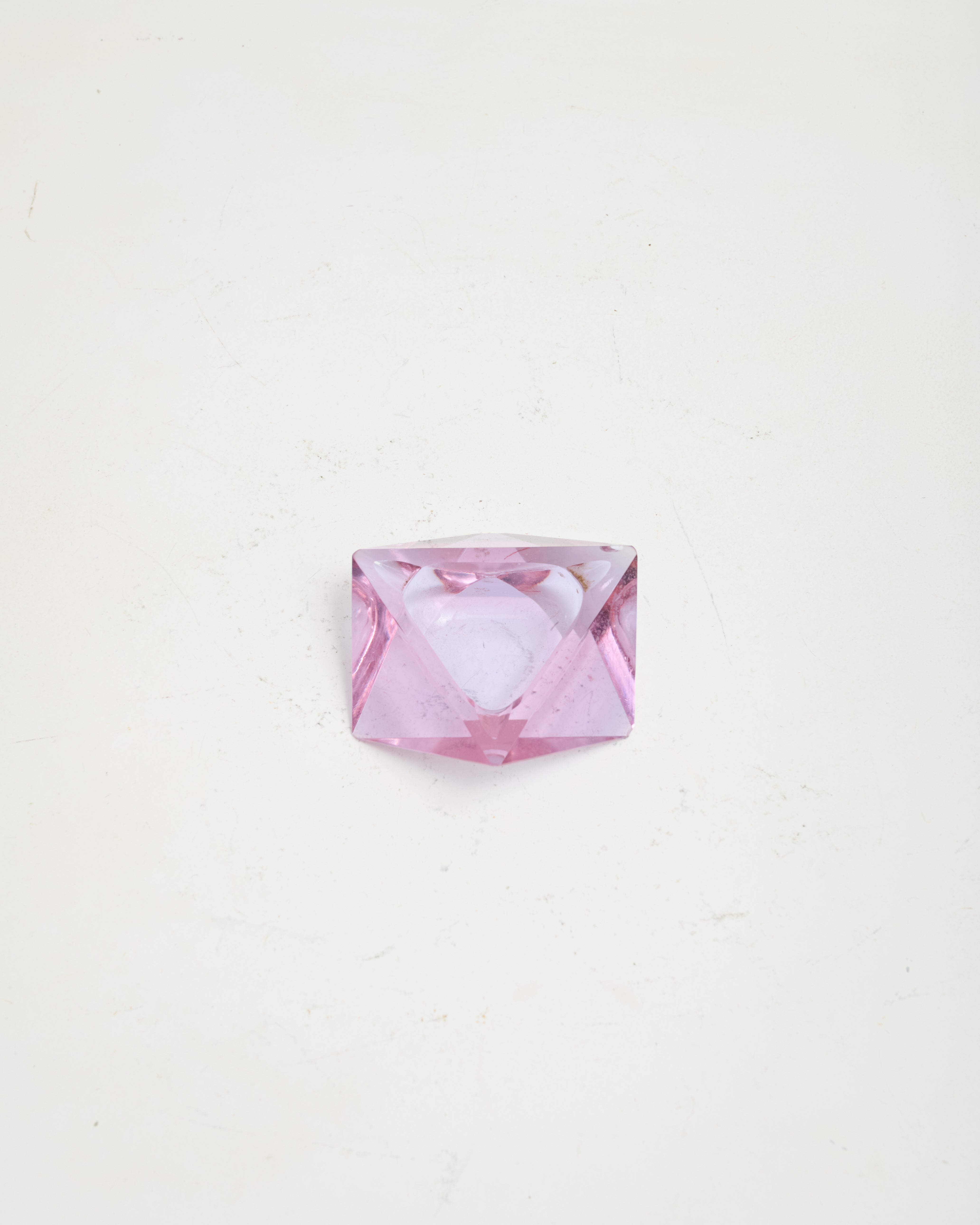 Ashtray or trinket tray in purple "diamond" crystal, 1970s