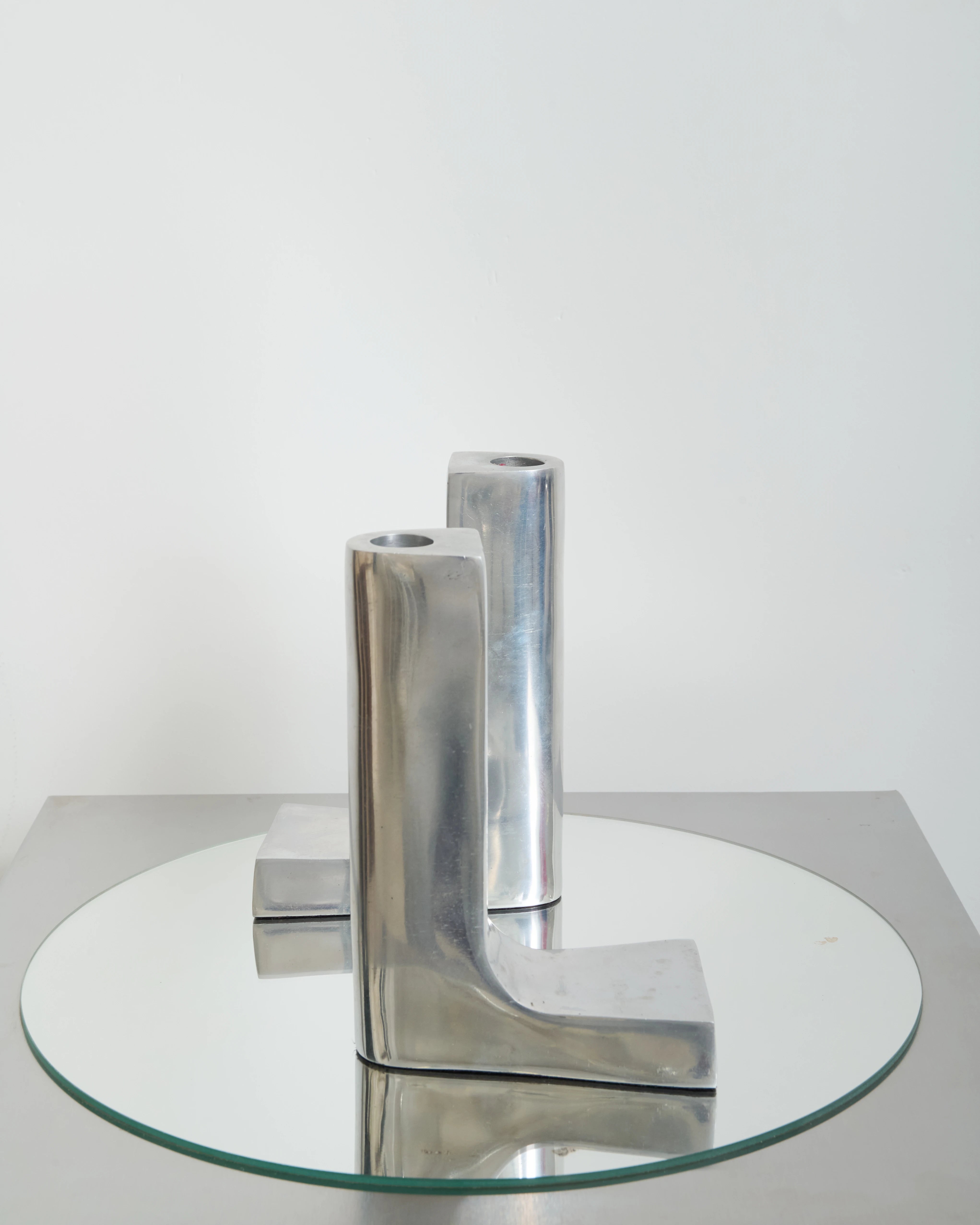 Duo de bougeoirs "L", 1970-1980