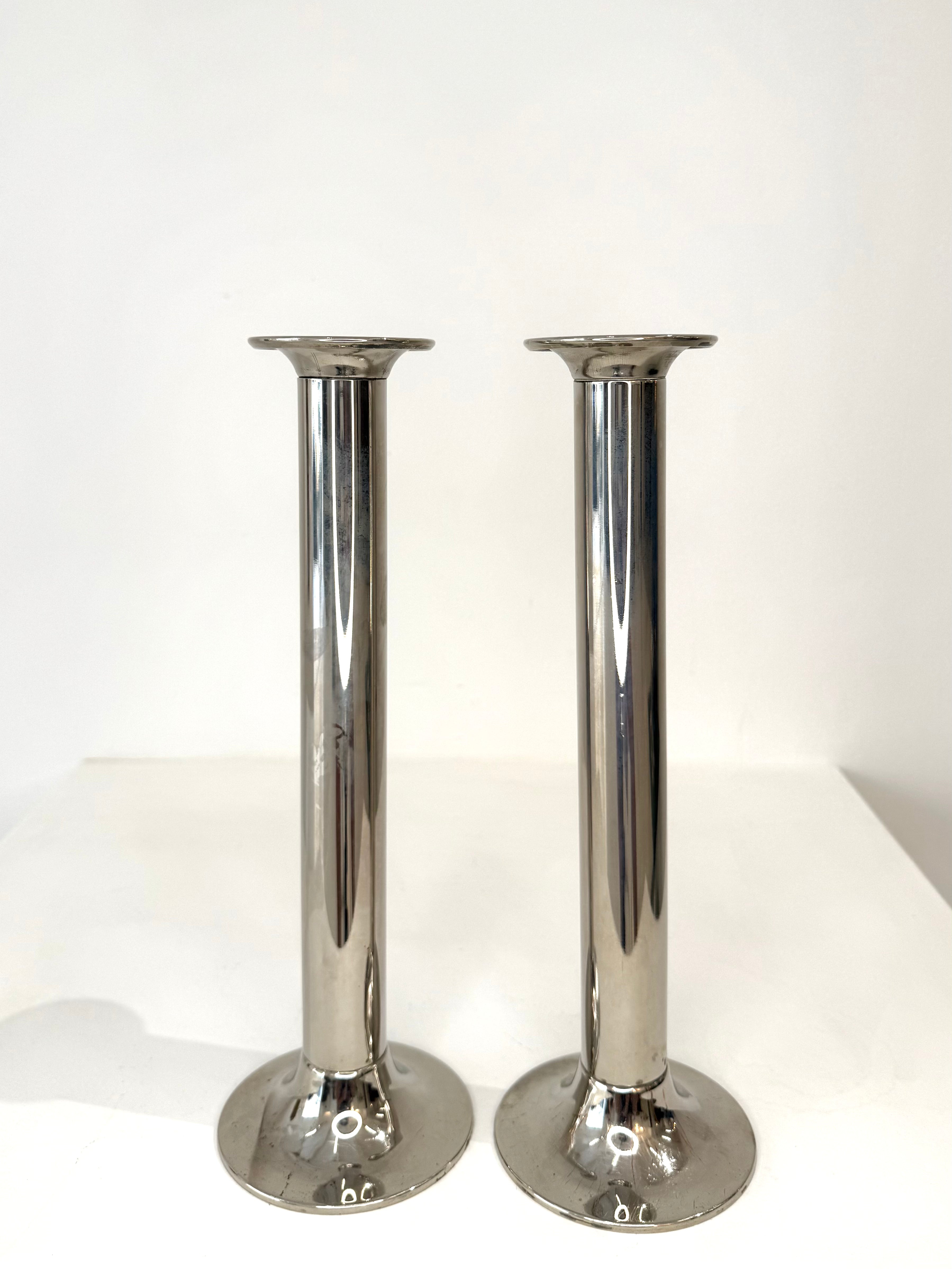 Duo de bougeoirs en métal, 1980s
