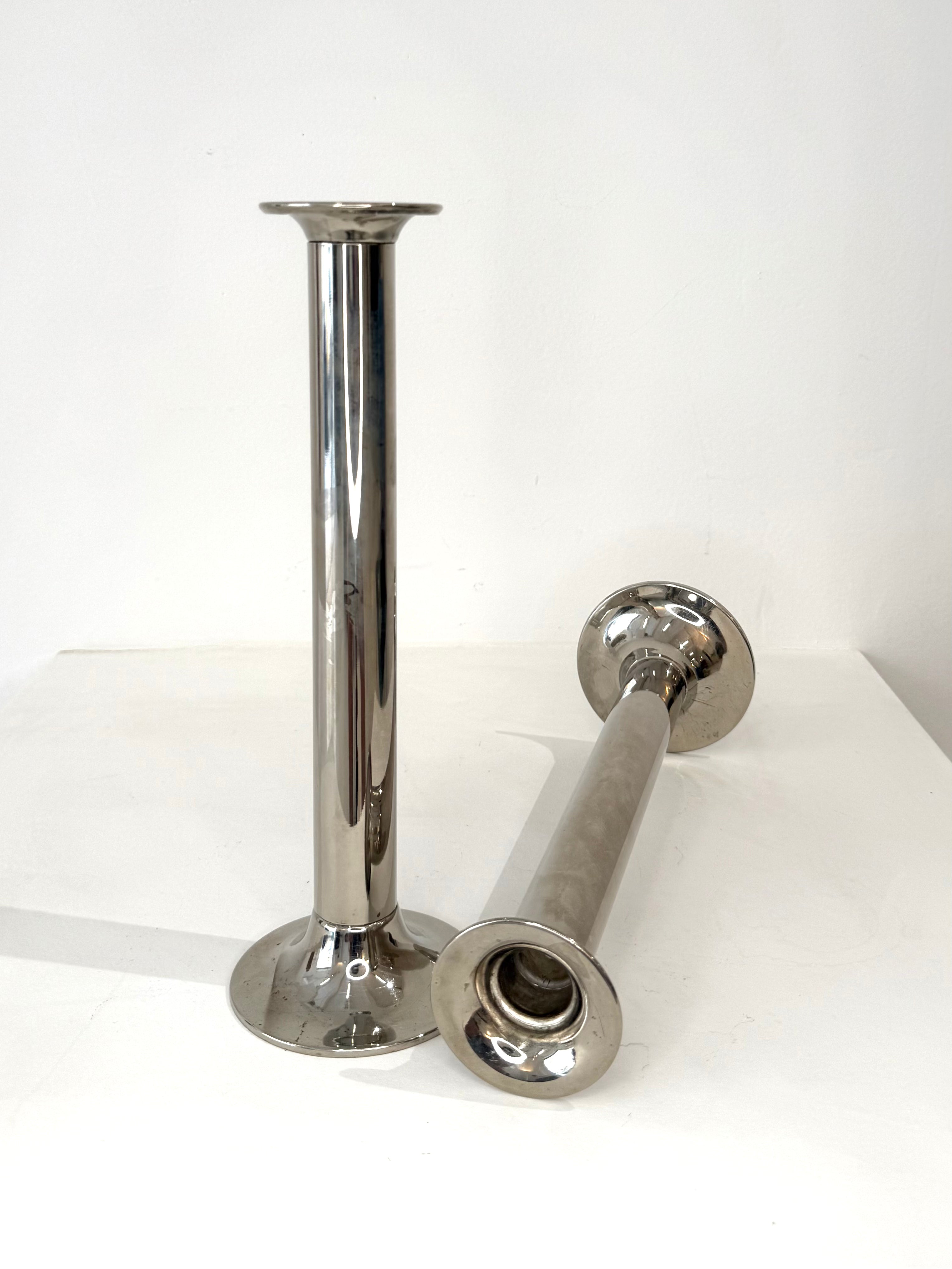 Duo de bougeoirs en métal, 1980s