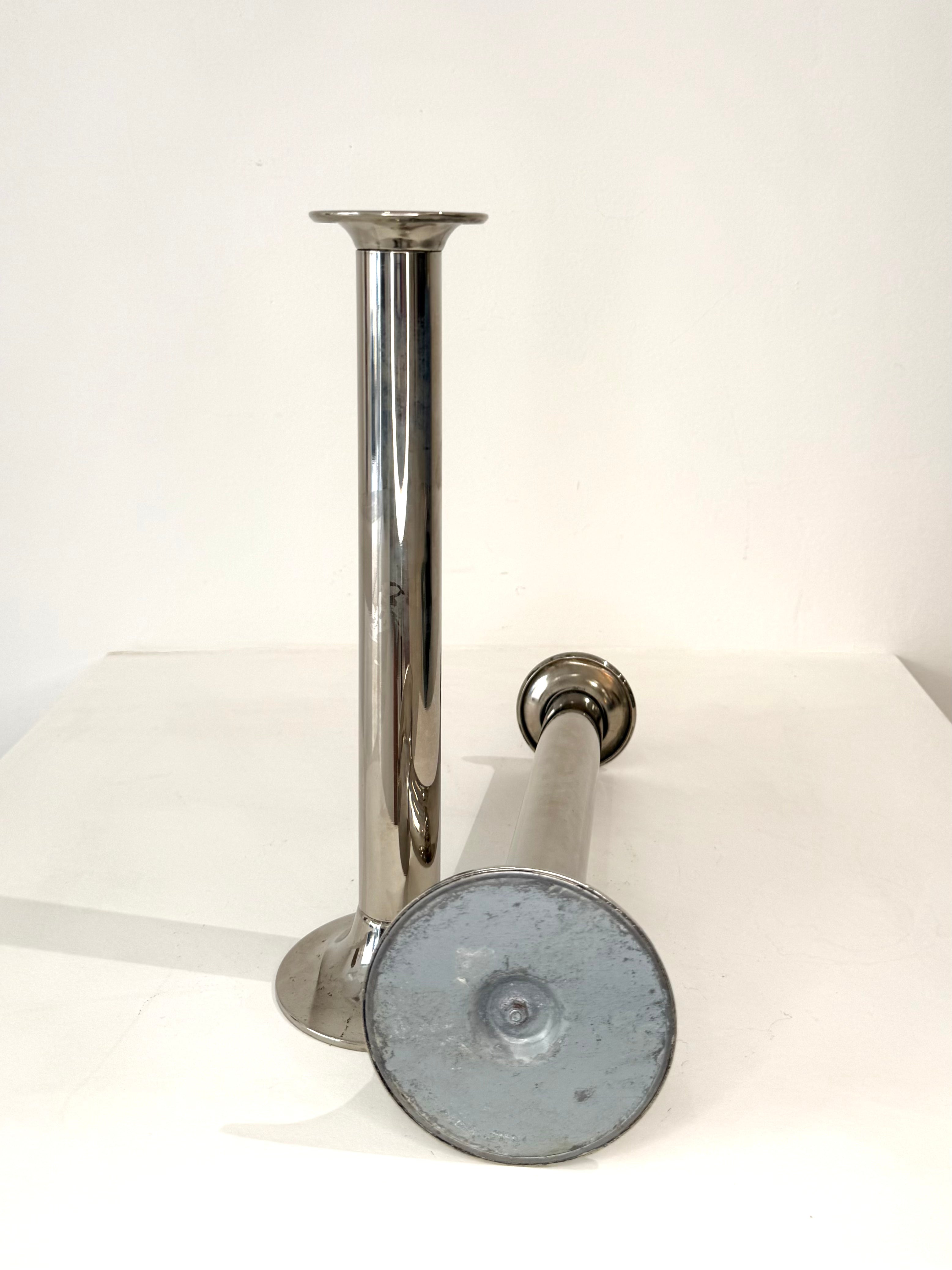Duo de bougeoirs en métal, 1980s