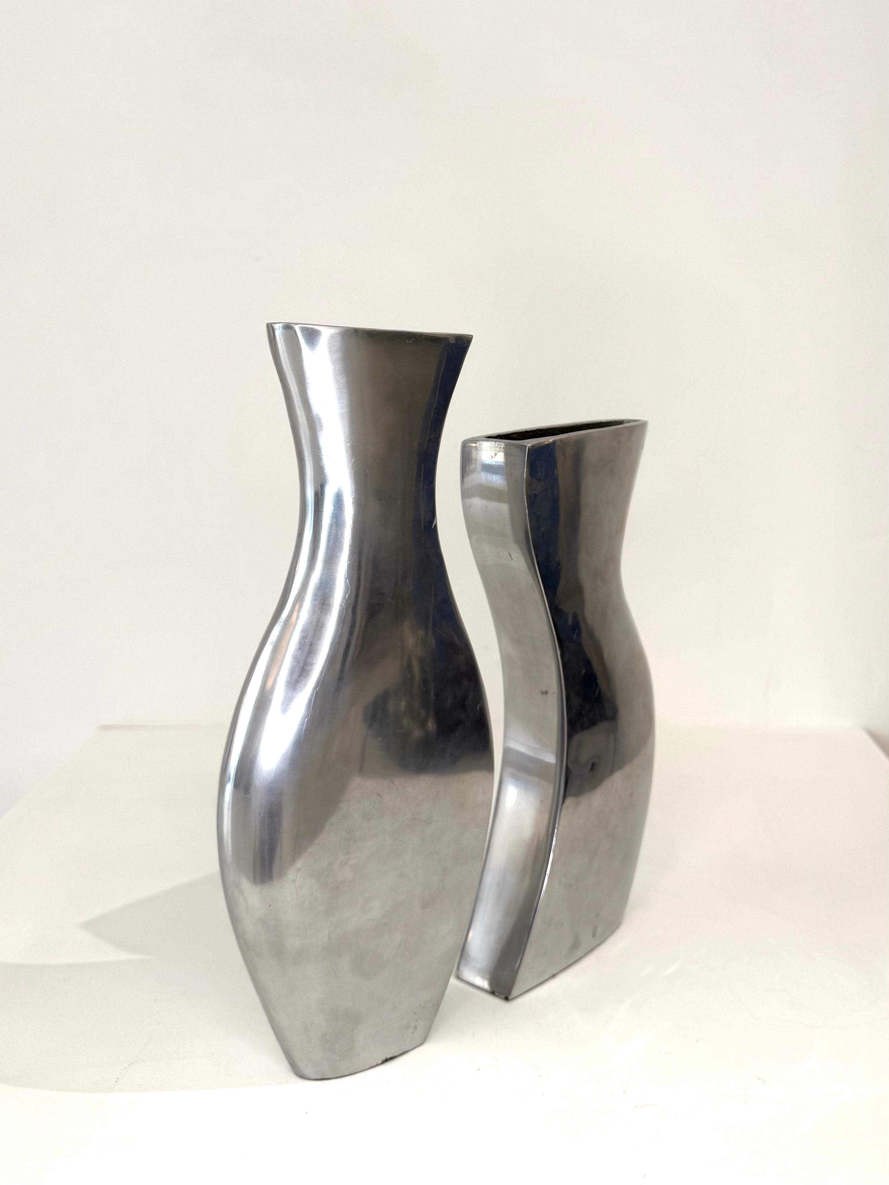 Duo de vases "Vague", 1980s