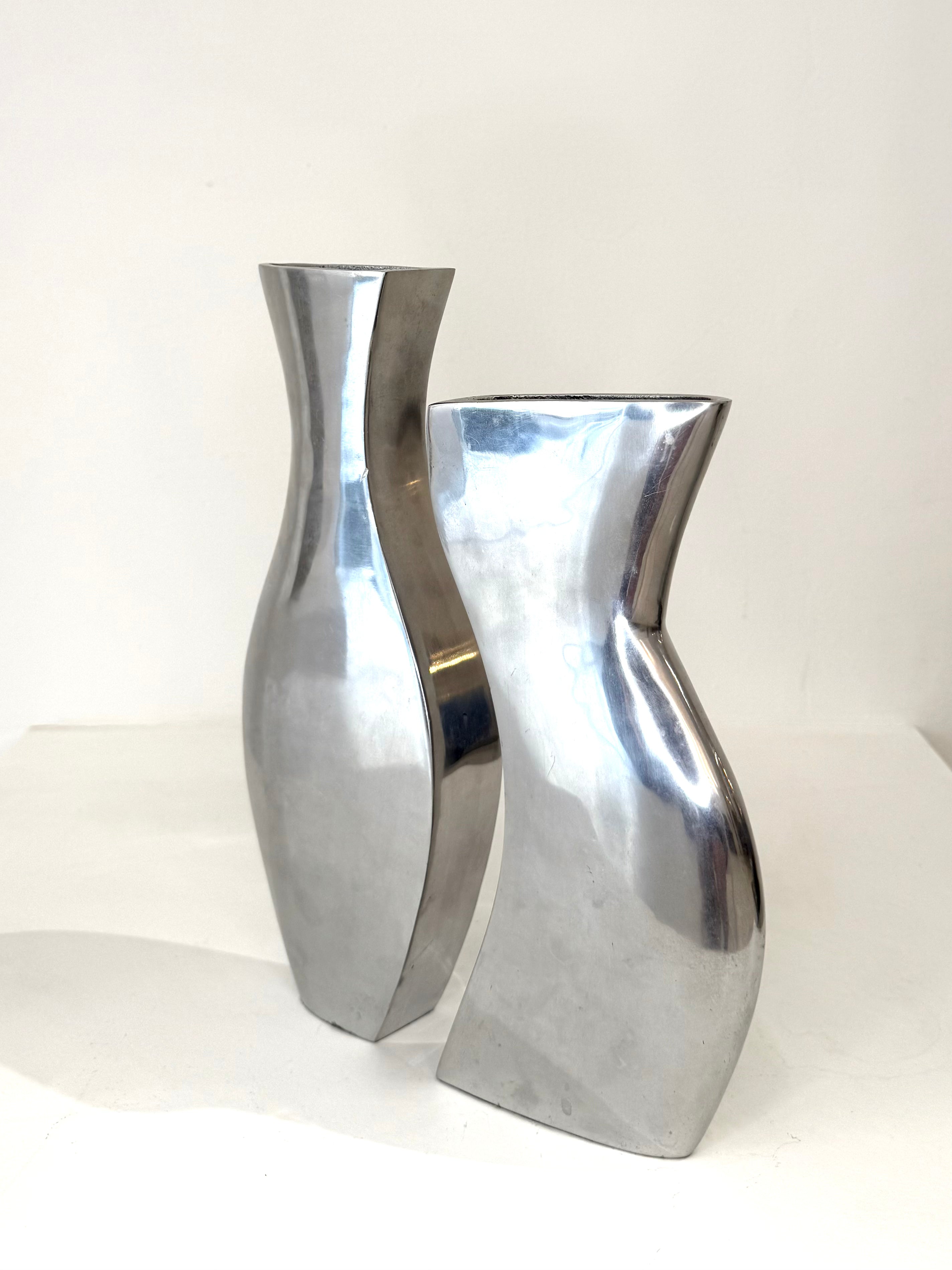Duo de vases "Vague", 1980s