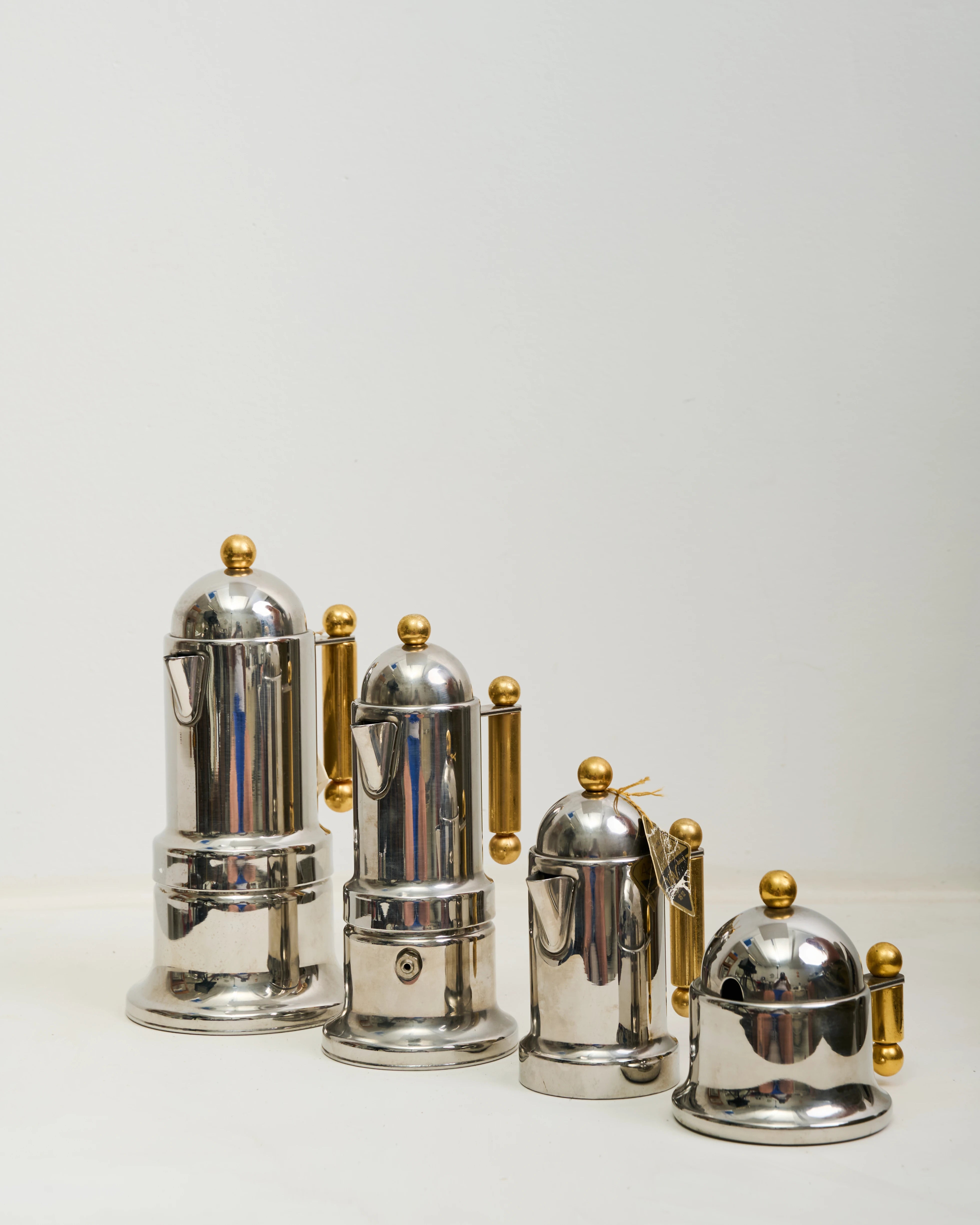 Cafetière et pot à lait "Kontessa", Vev vigano, 1980s