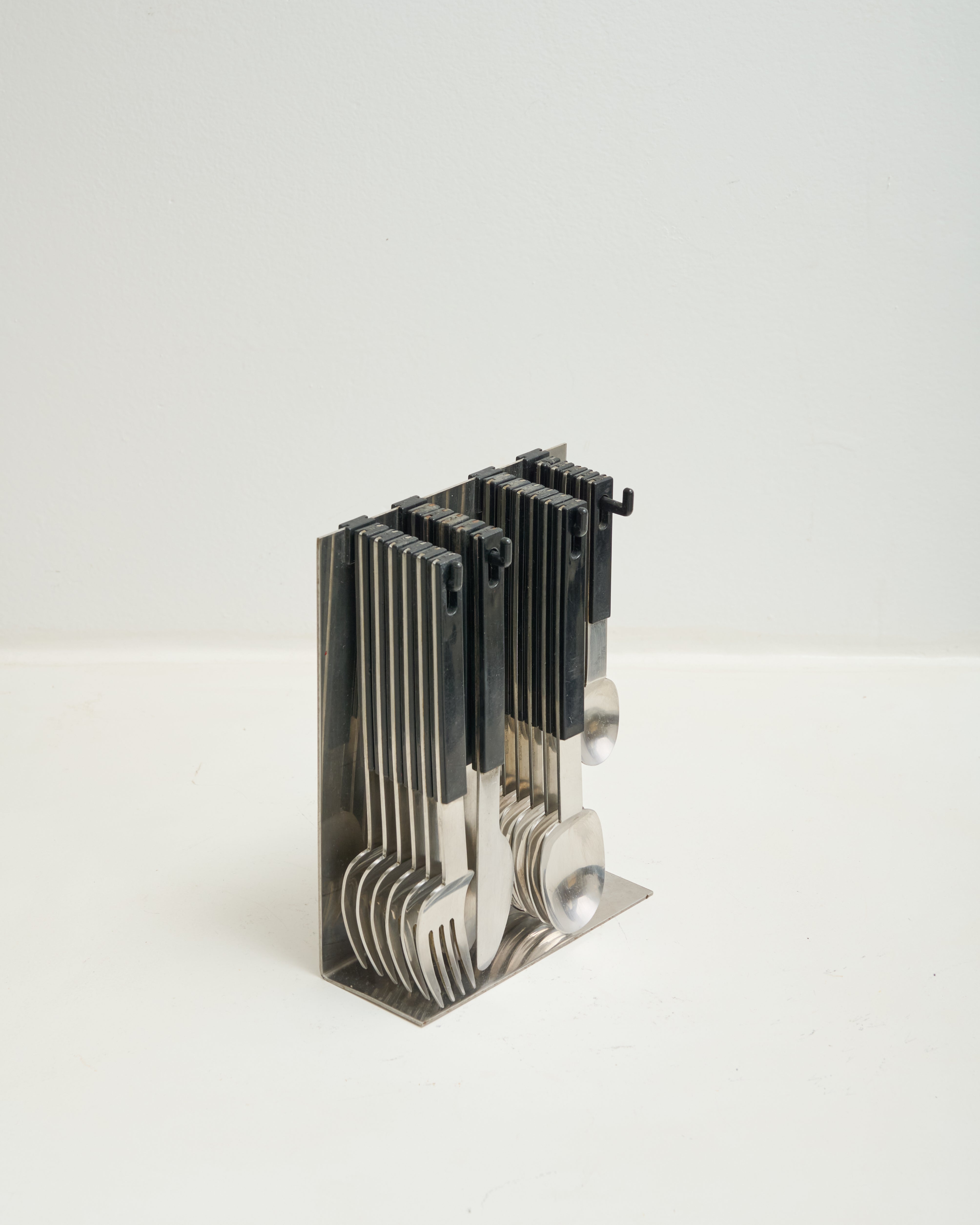 Ménagère post moderne, Abert, Italie, 1980s