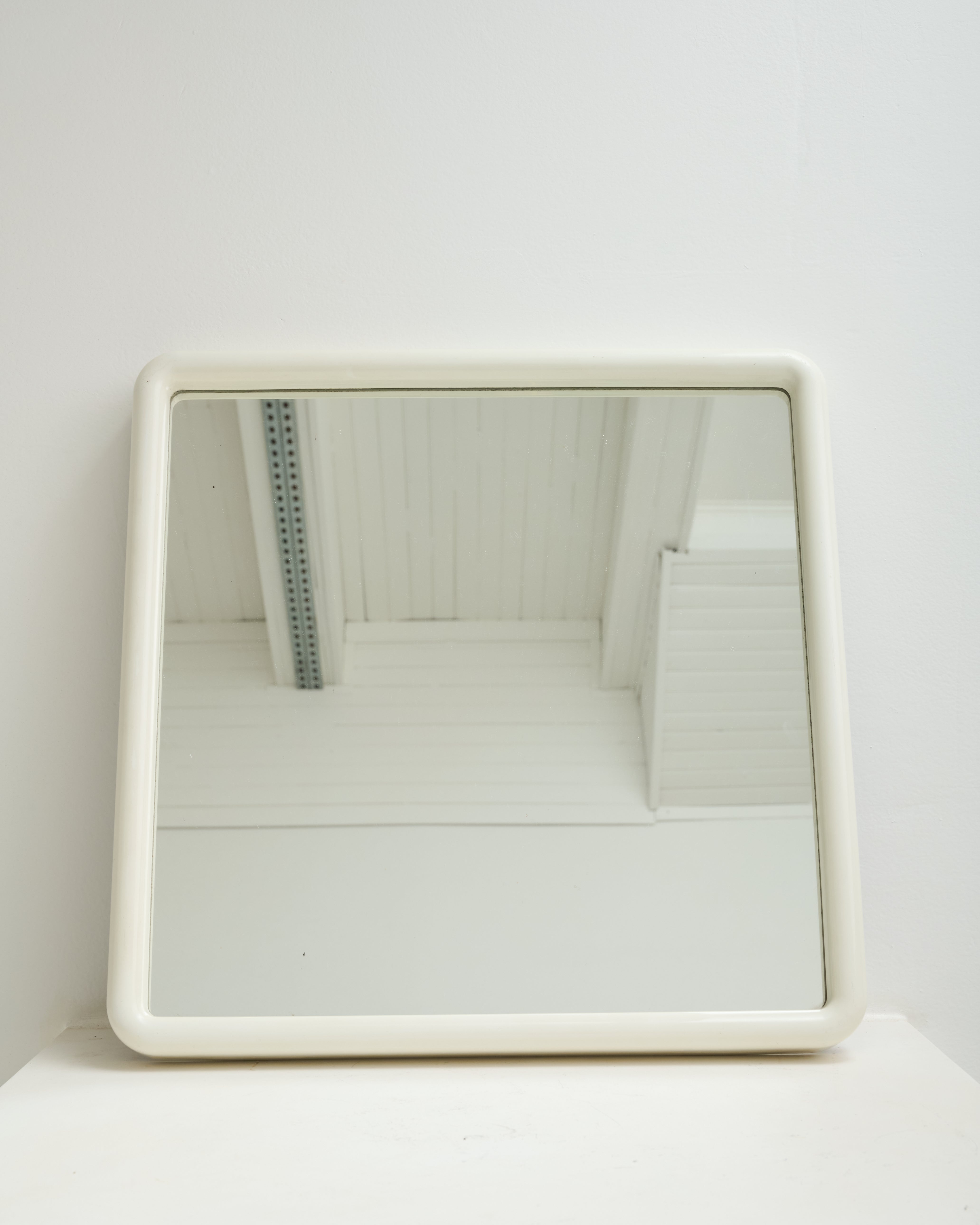 White rounded square mirror, Italy, 1970s