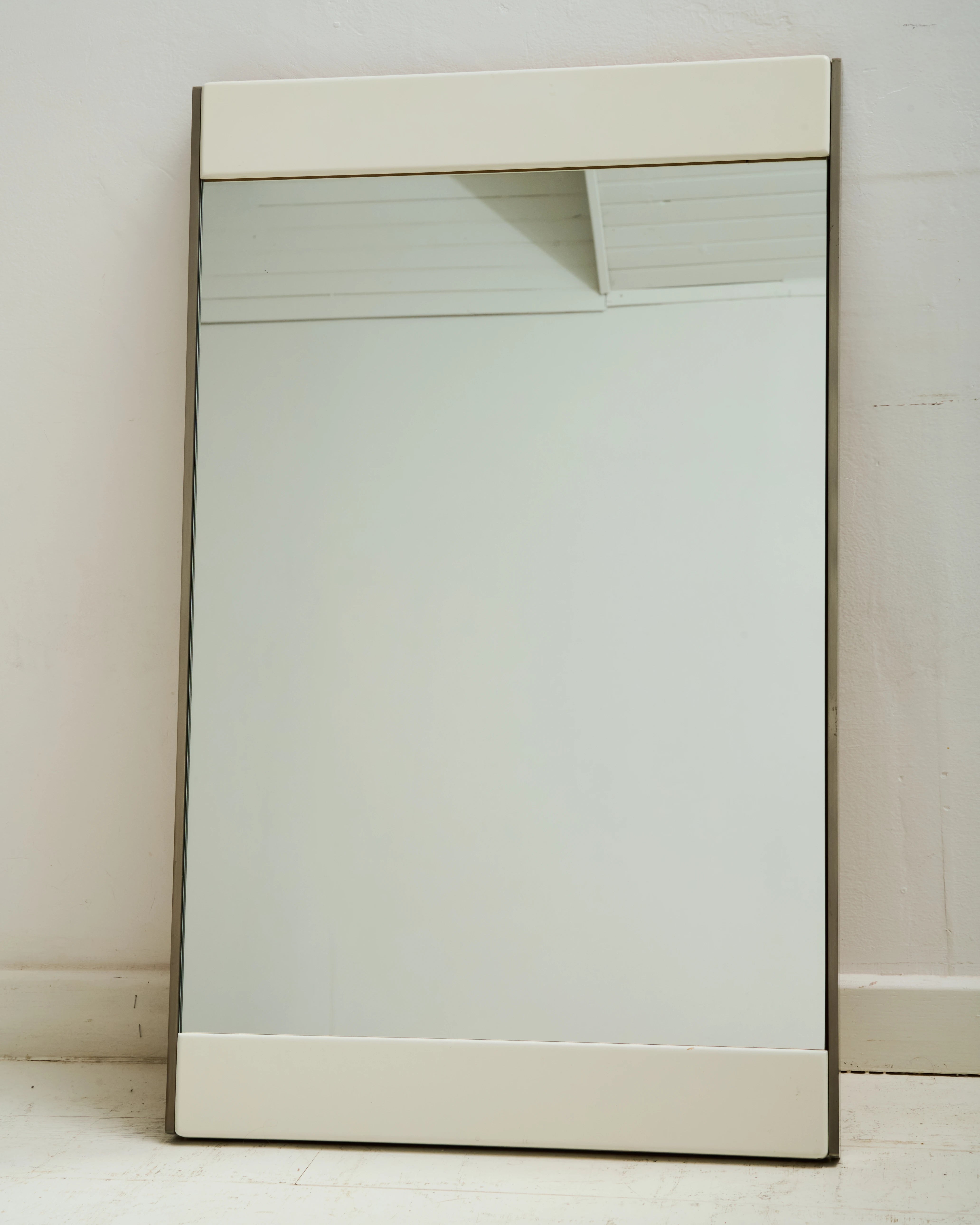 Grand miroir rectangle, Italie, 1970s