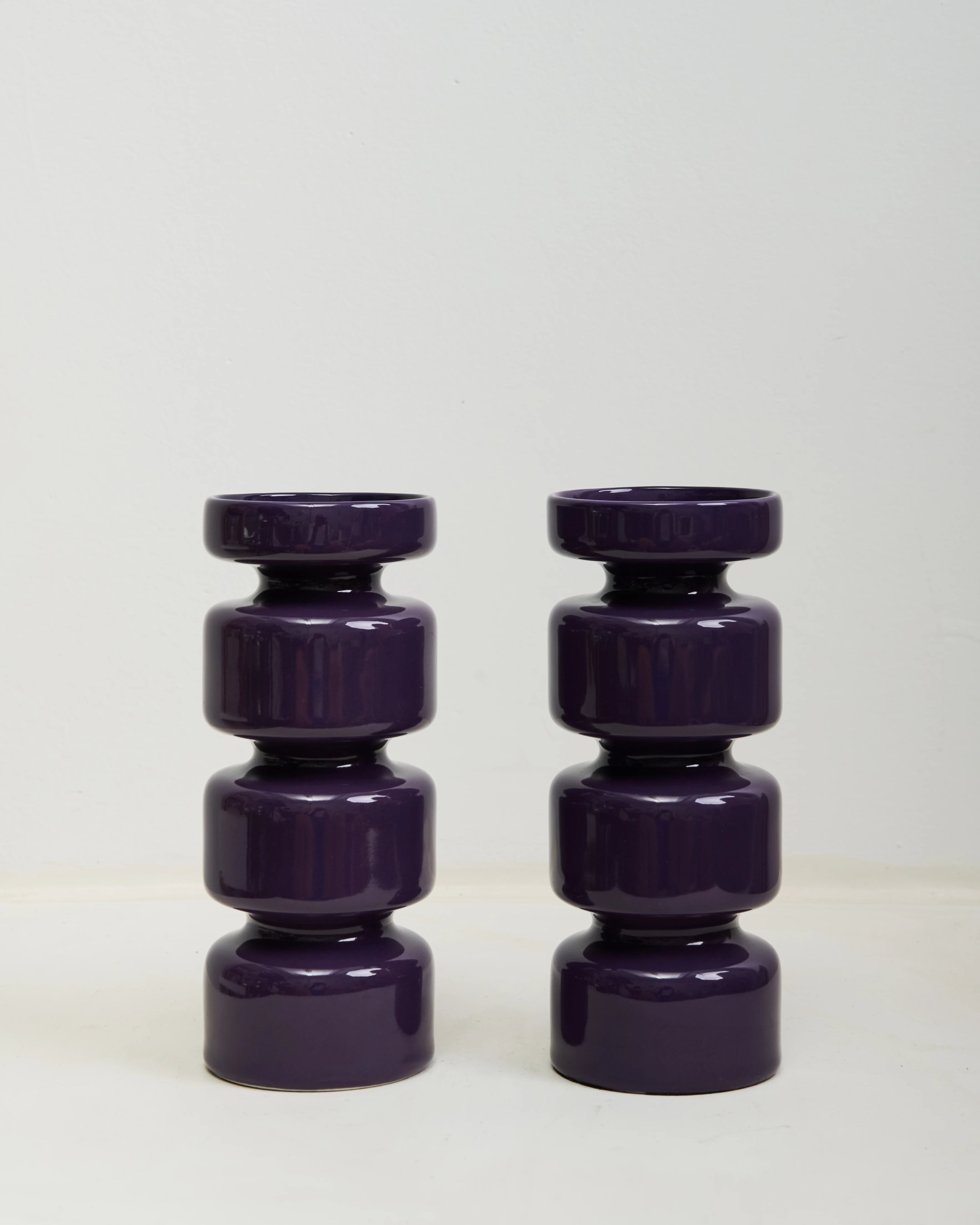 Duo de bougeoirs violets en céramique, 1980s