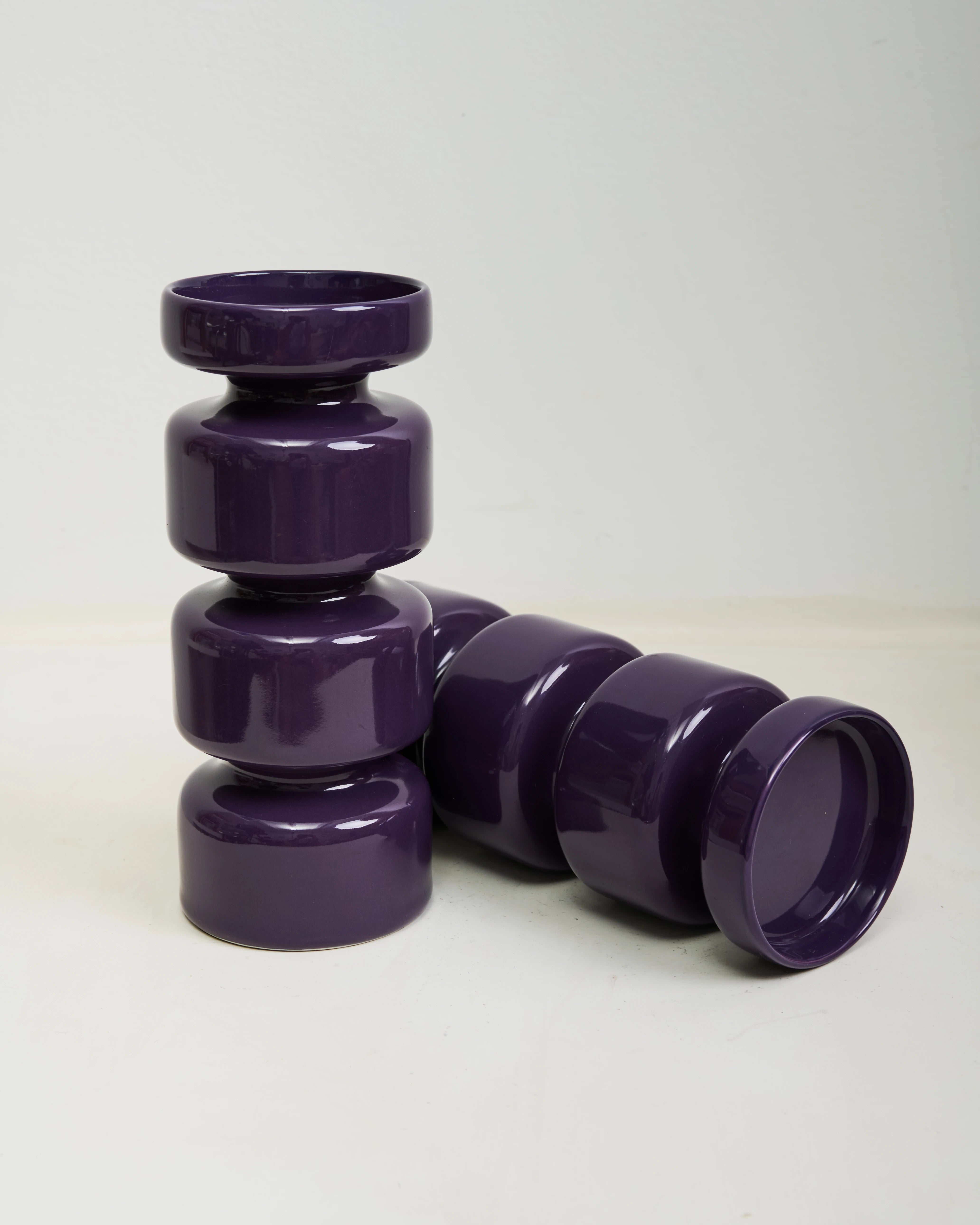 Duo de bougeoirs violets en céramique, 1980s