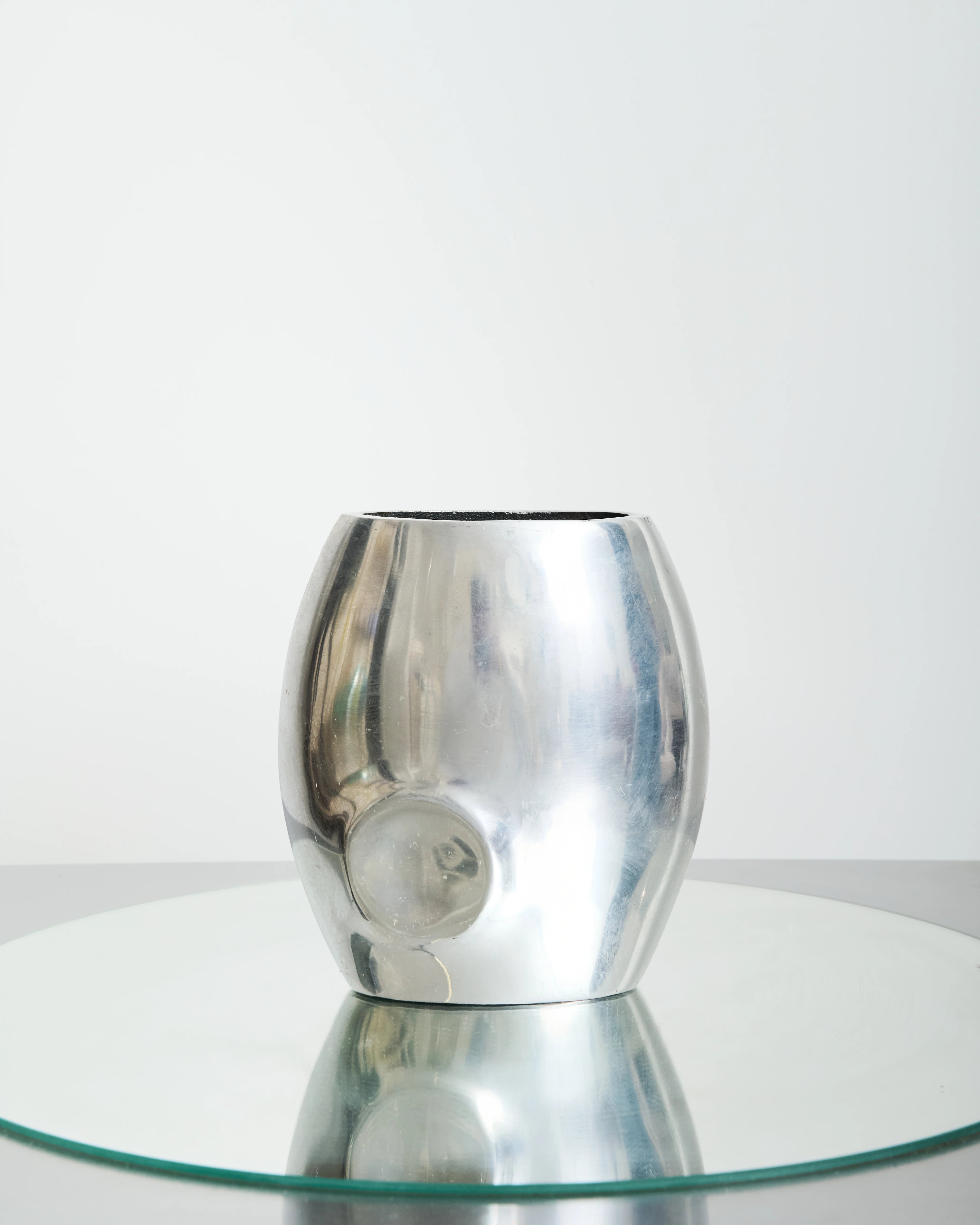 Vase en fonte d'aluminium "Rond", 1970s