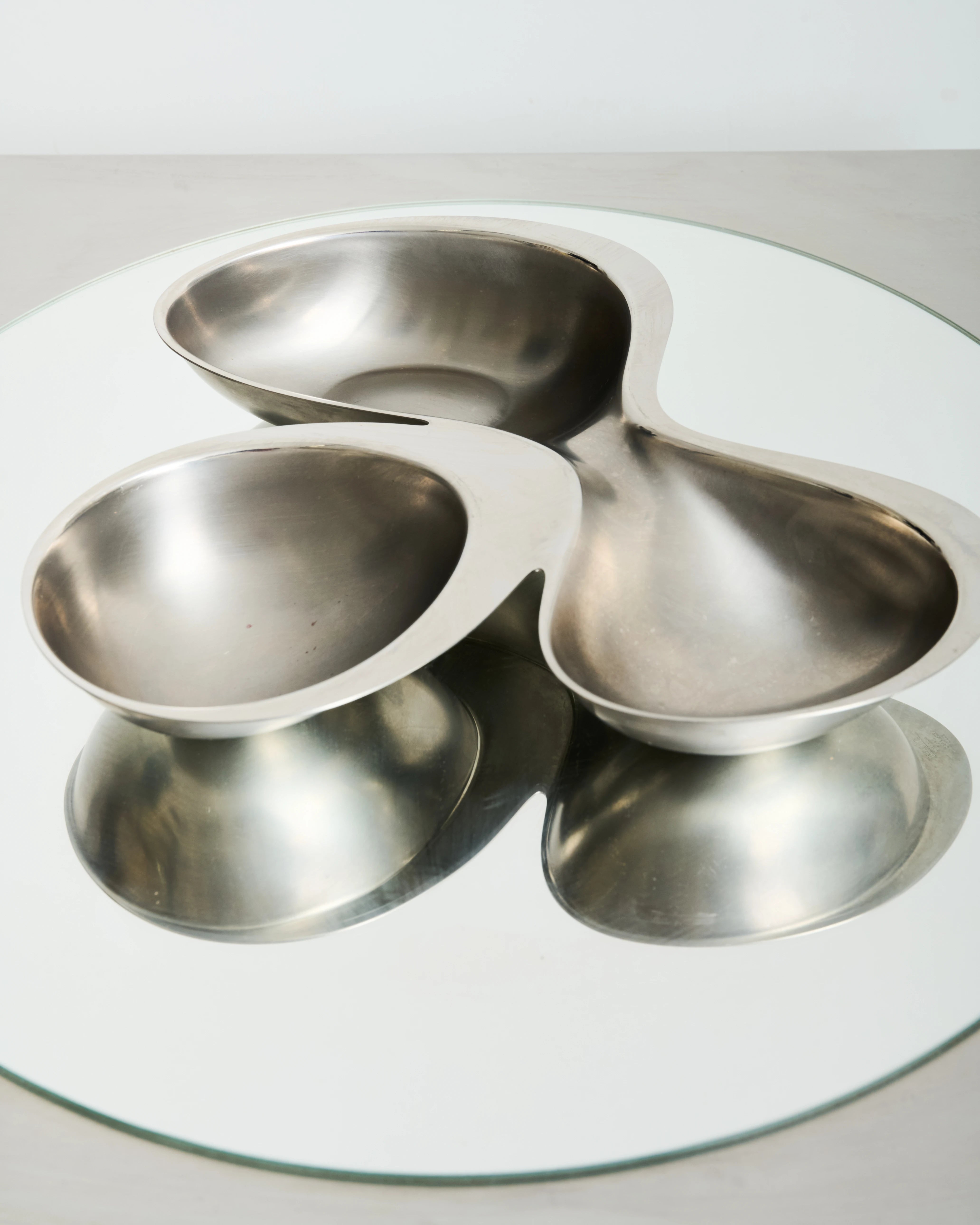 Plat de service apéritif forme Space age, Alessi, 1970-1980