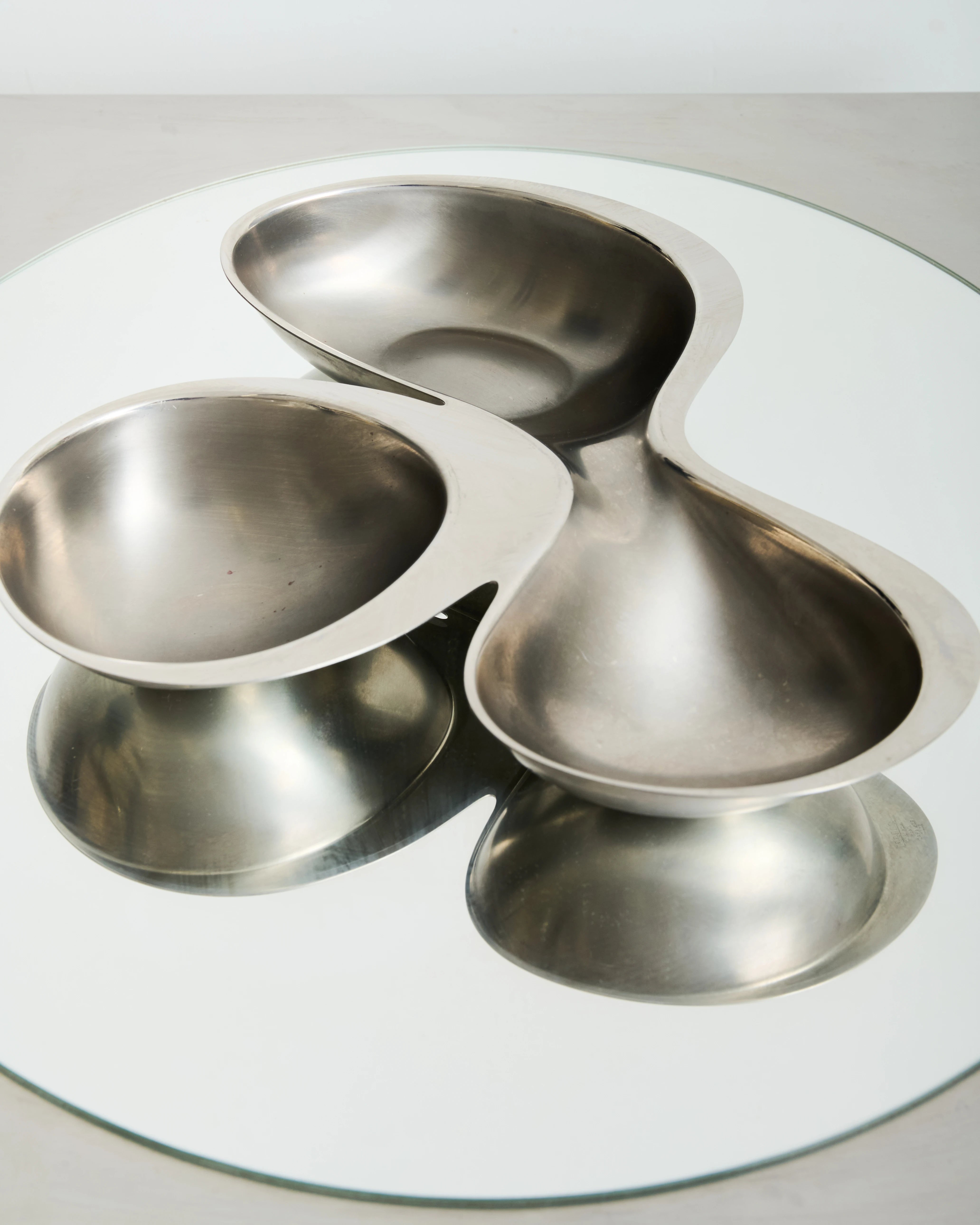 Plat de service apéritif forme Space age, Alessi, 1970-1980