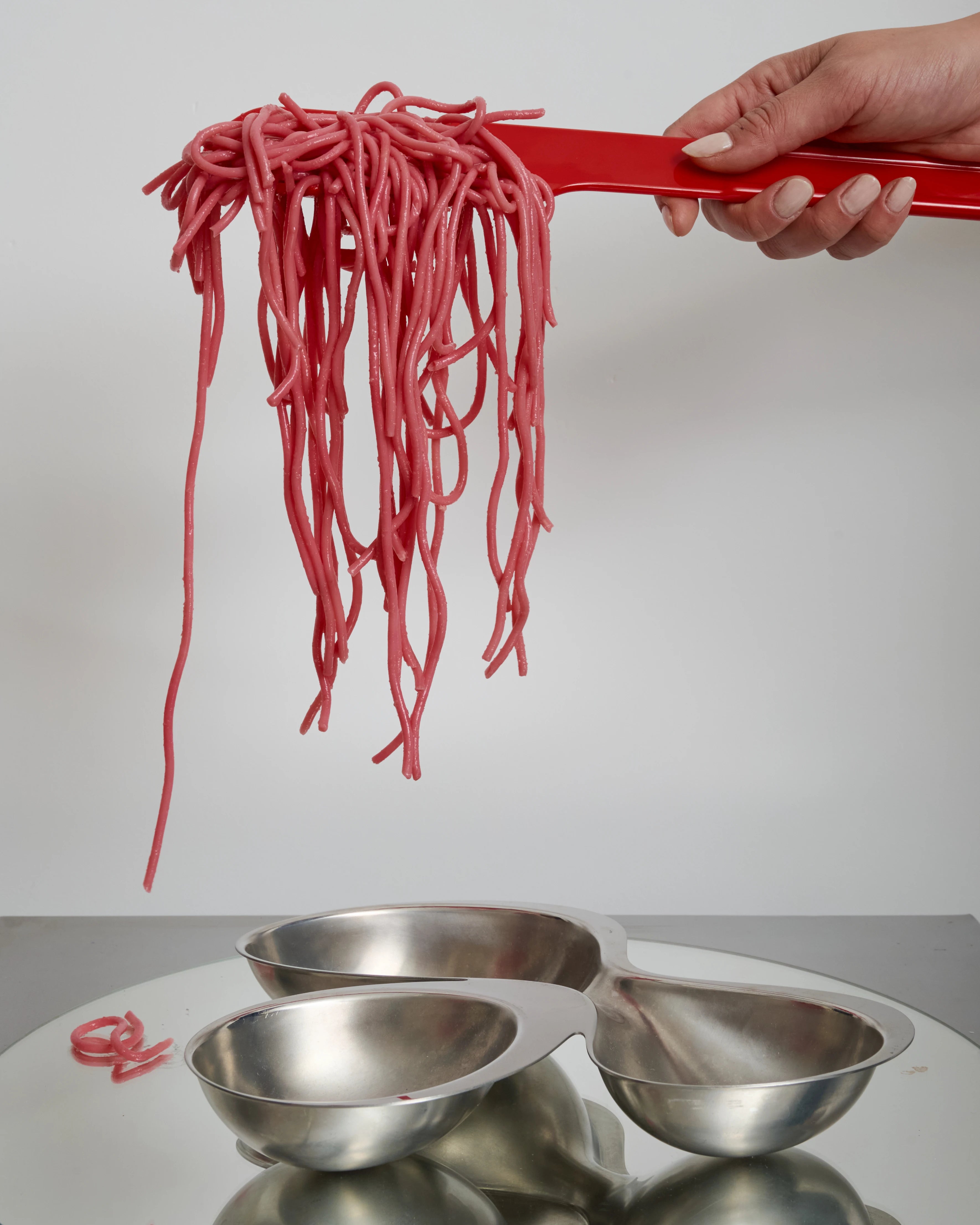 Plat de service apéritif forme Space age, Alessi, 1970-1980