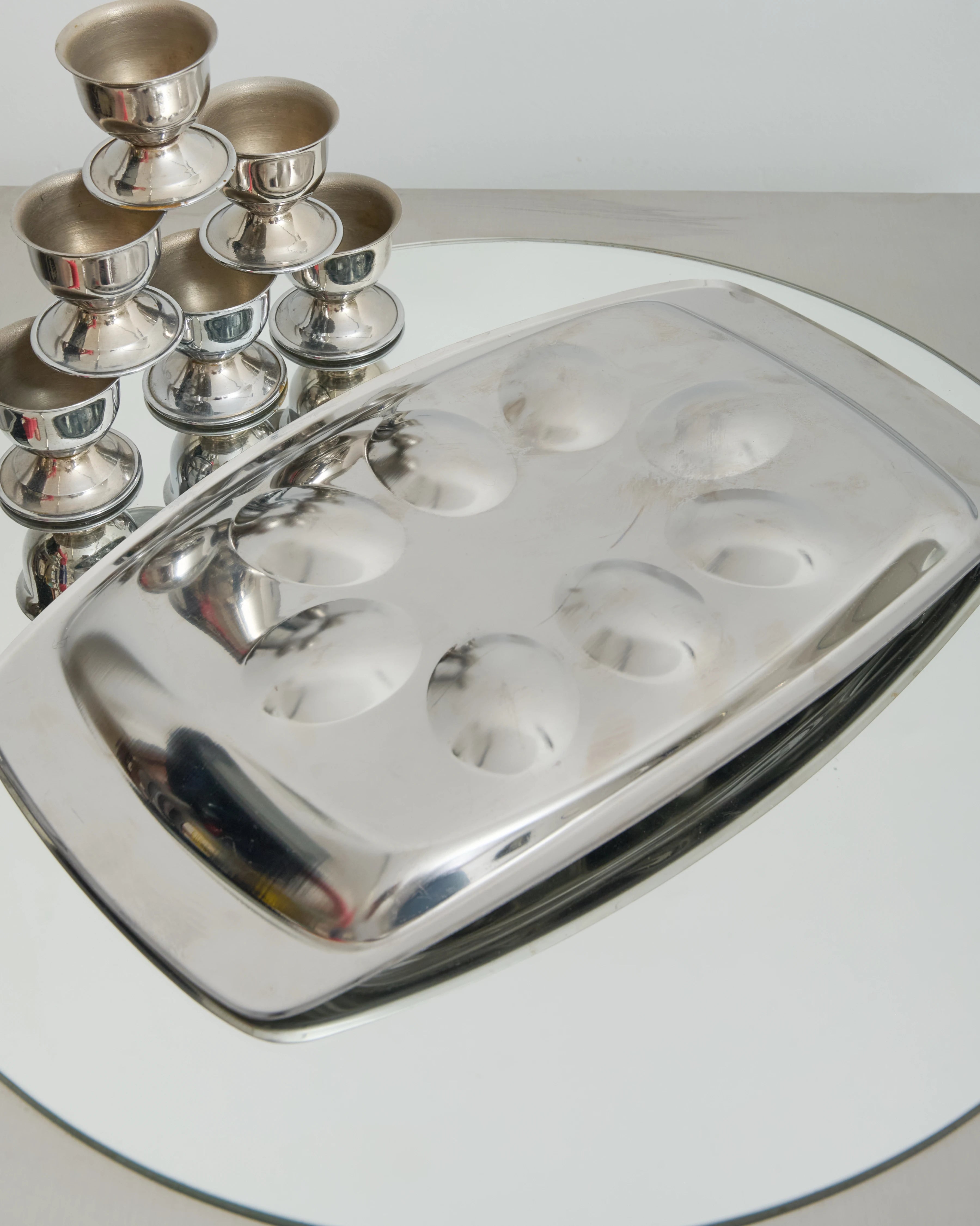 Stainless steel egg stand and egg cups