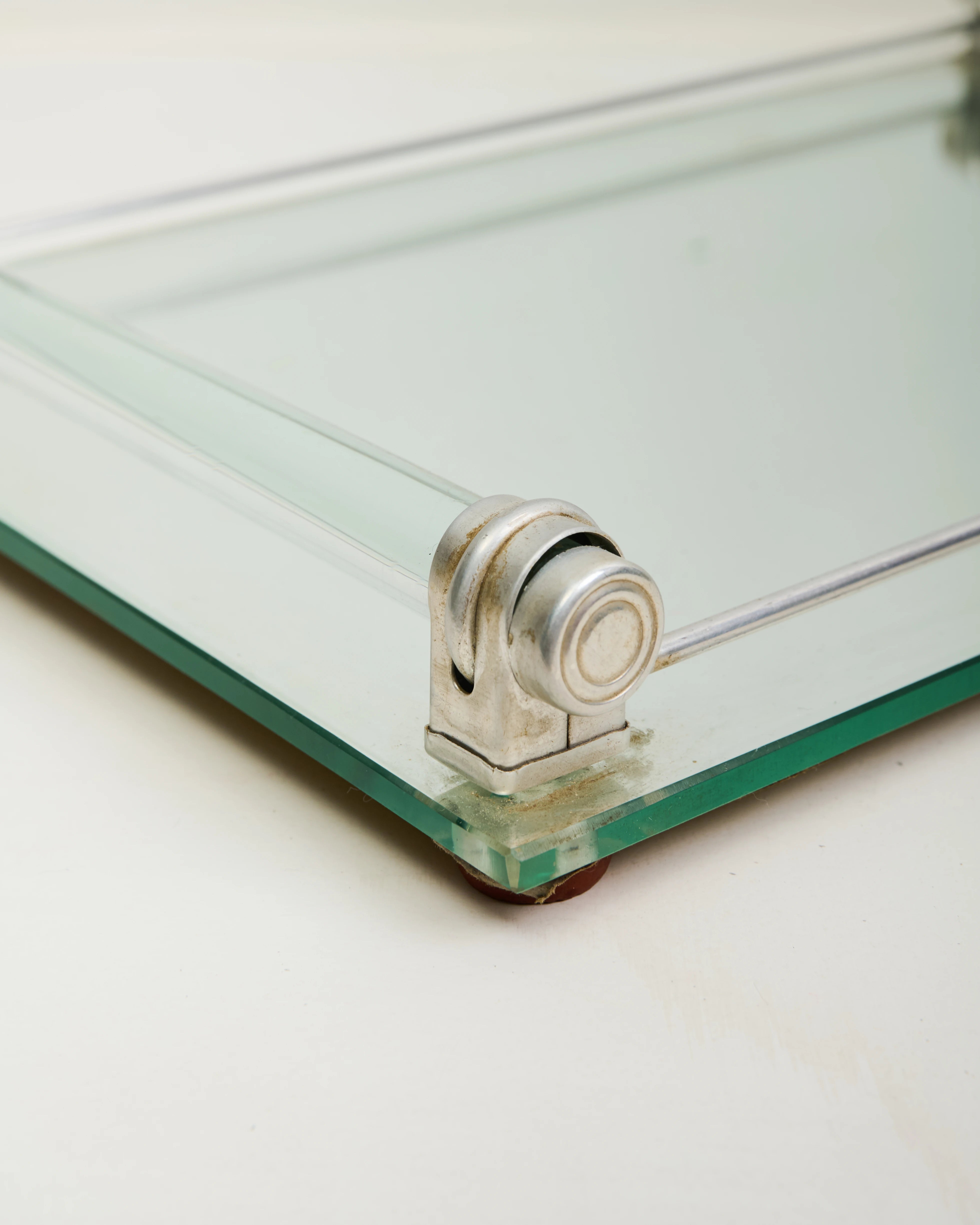 Plateau en miroir et plexiglas, Italie, 1970-1980