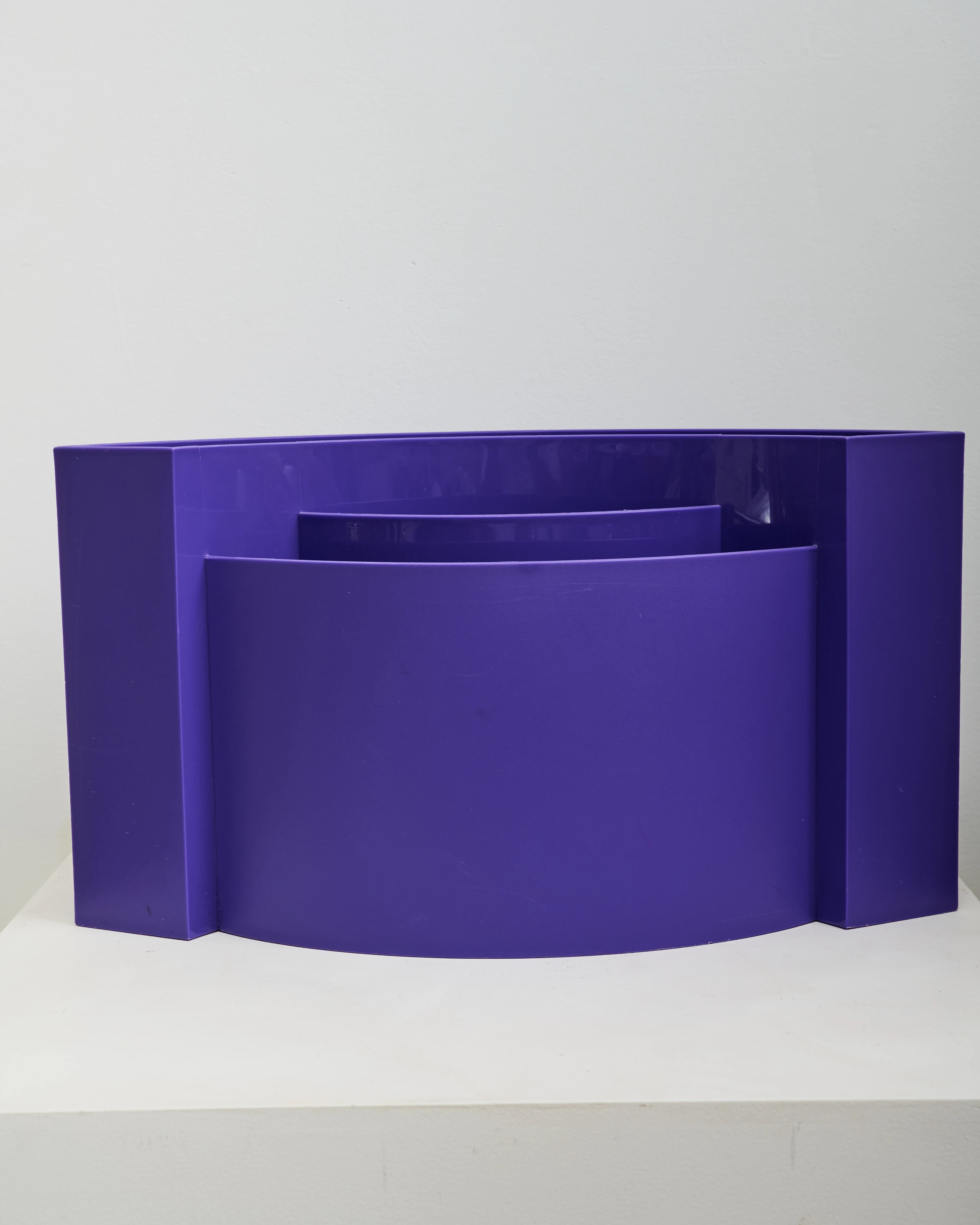 Magazine rack, Space Age, 1970-1980