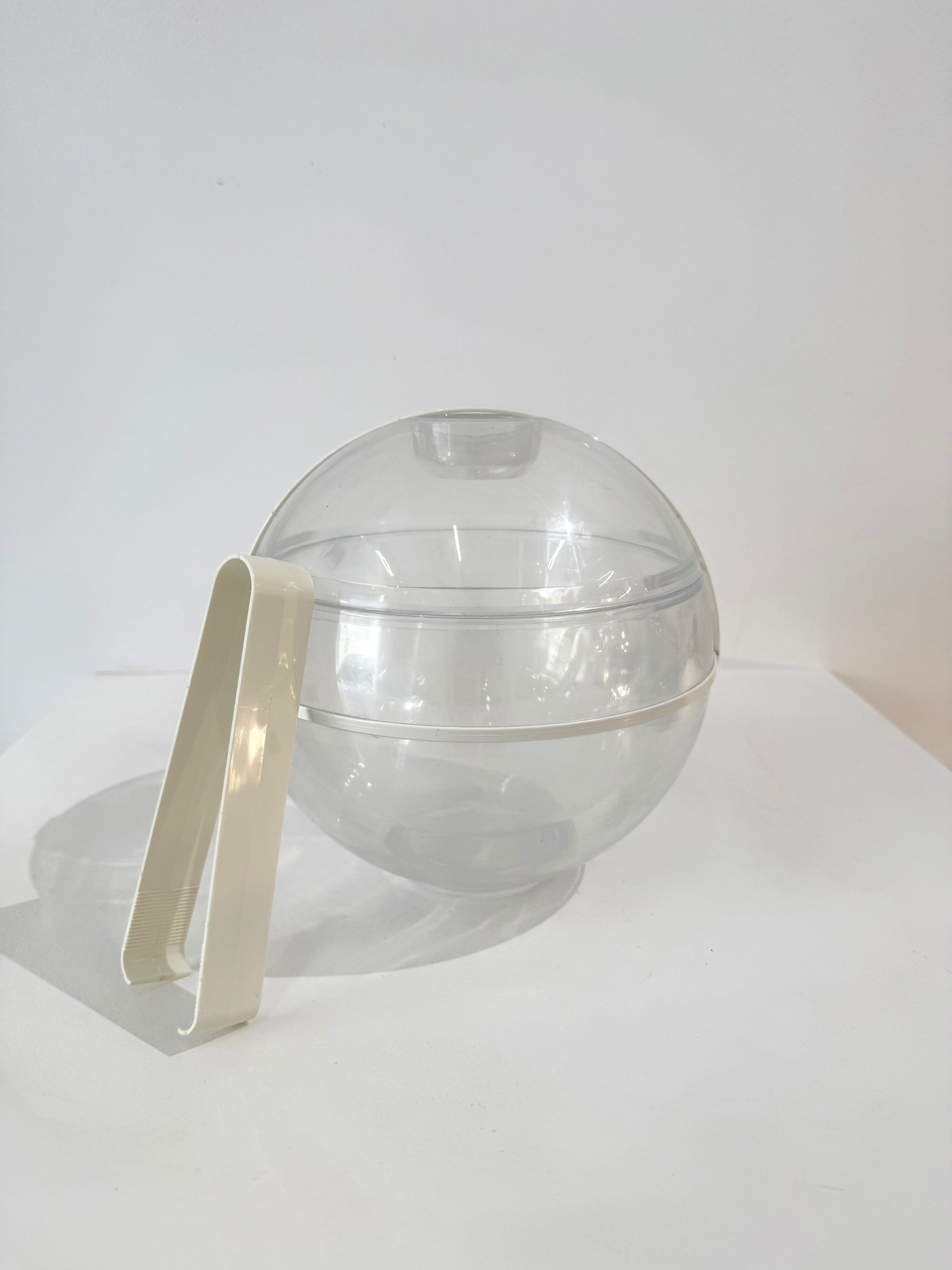 Seau à glace, Paolo Tilche, Guzzini, 1980s.