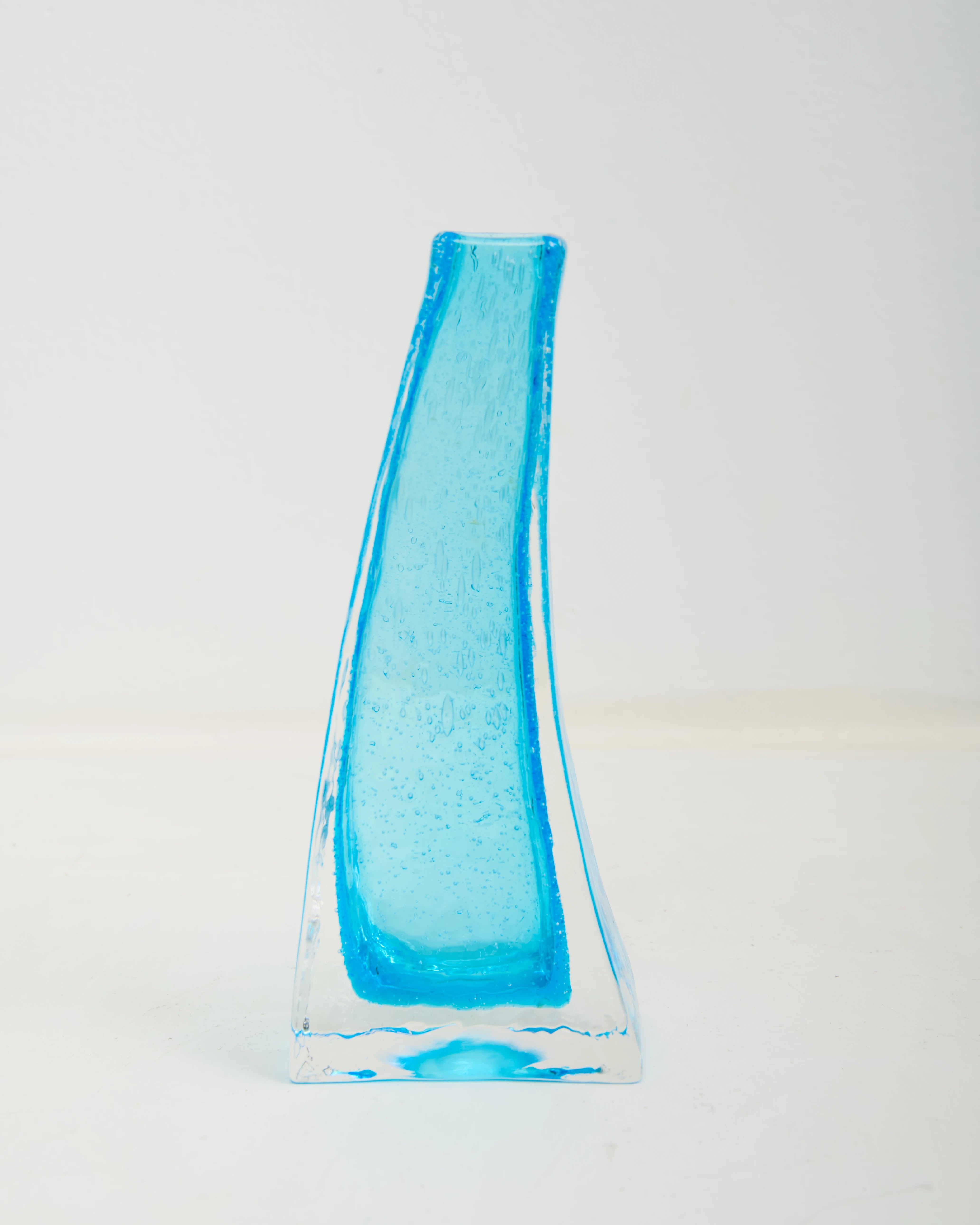Vase "Océan" en verre bullé bleu, 1970s