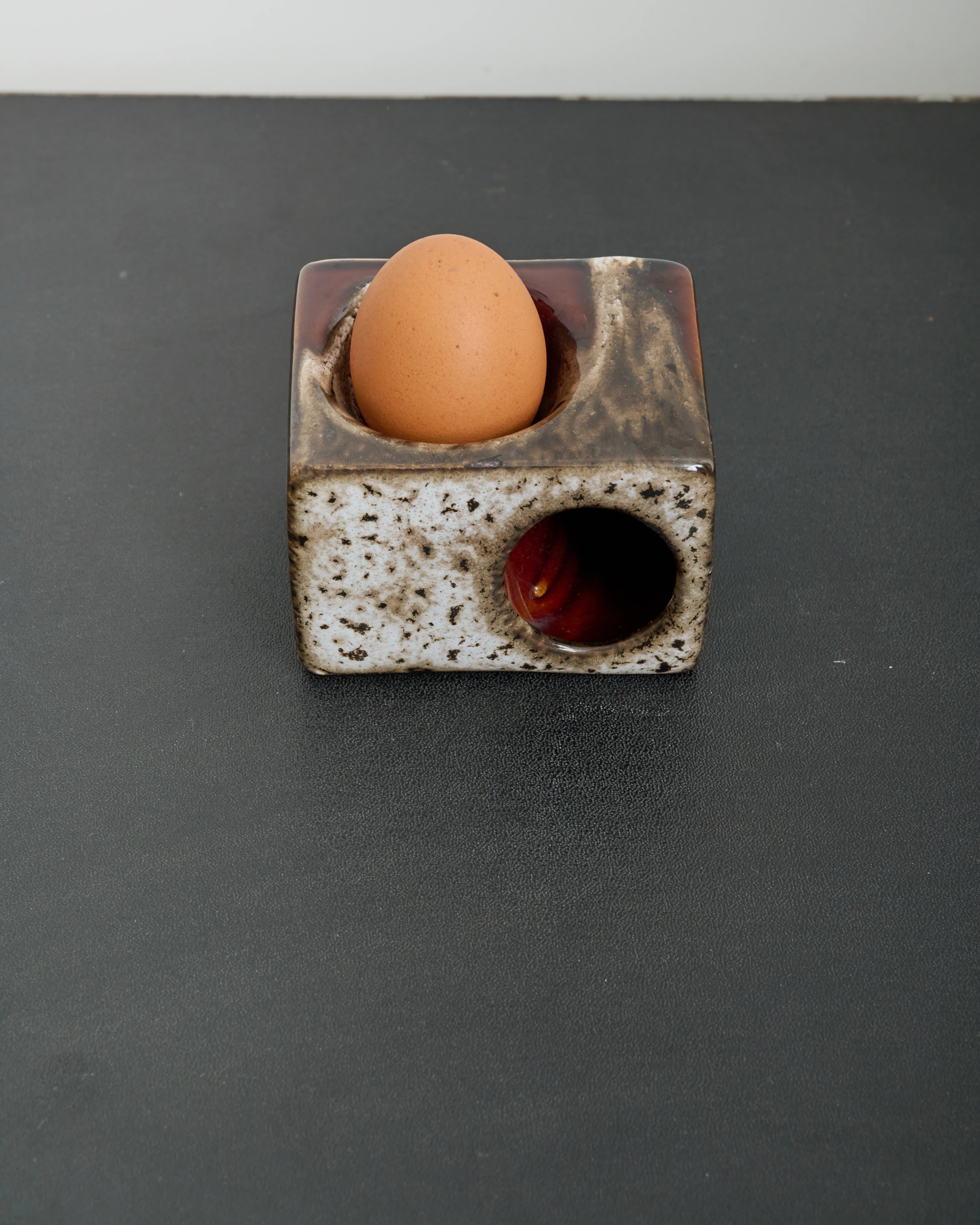 Vase marron rectangle avec rond, dlg Bertoncello, 1970s