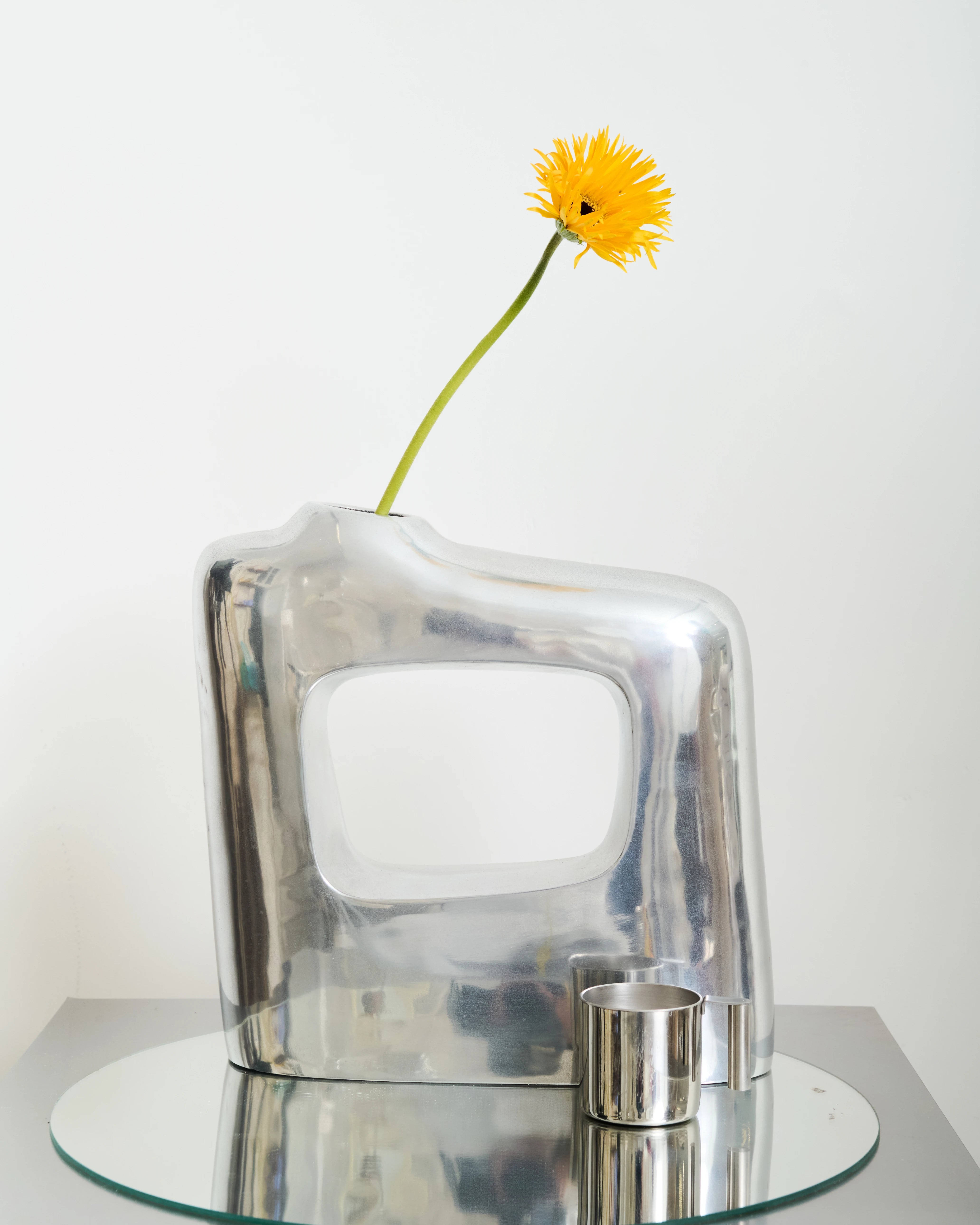 Vase en fonte d'aluminium forme libre rectangulaire (grand), 1970s