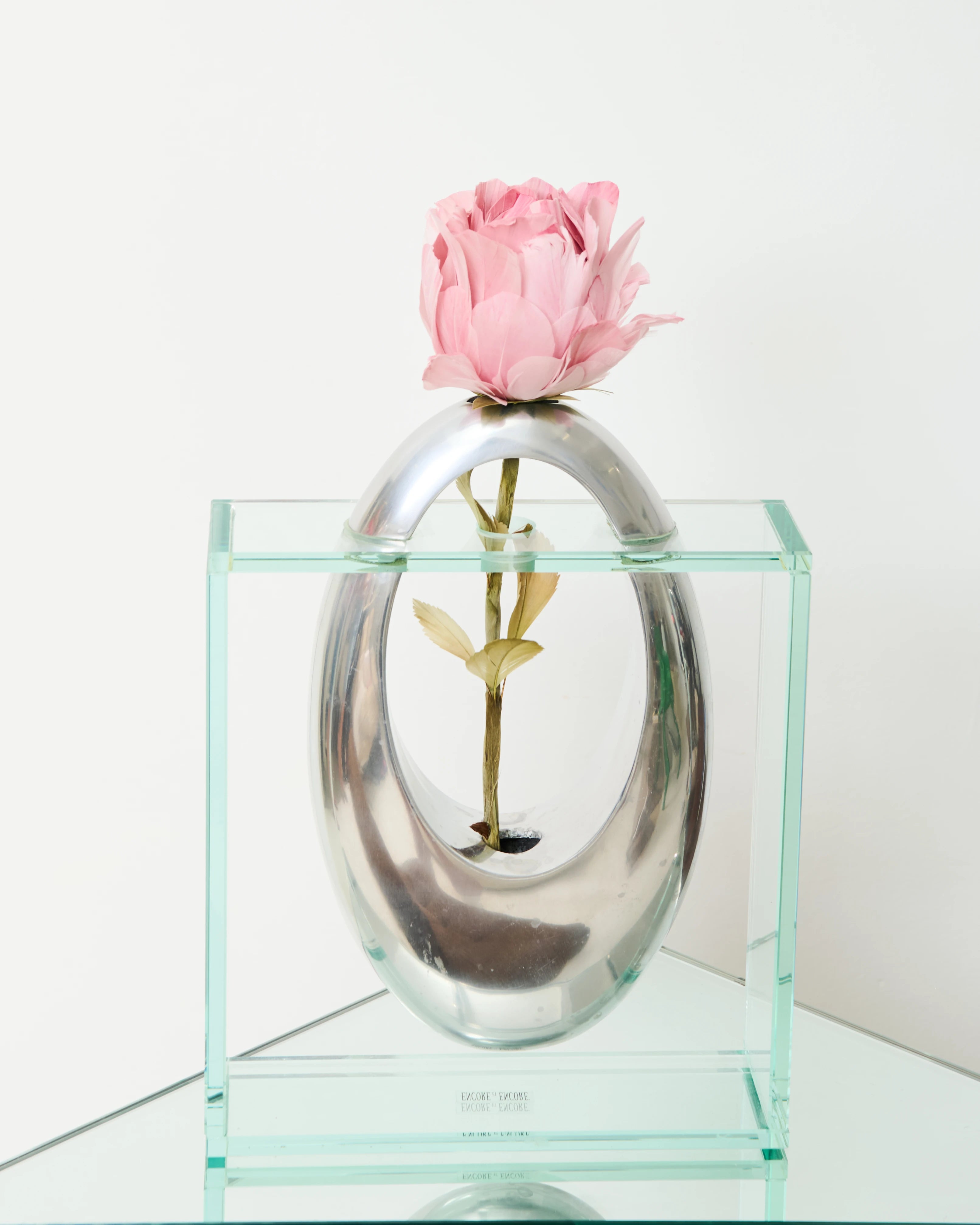 Vase ovoïde en verre et fonte d'aluminium, Encore & Encore, 2000s