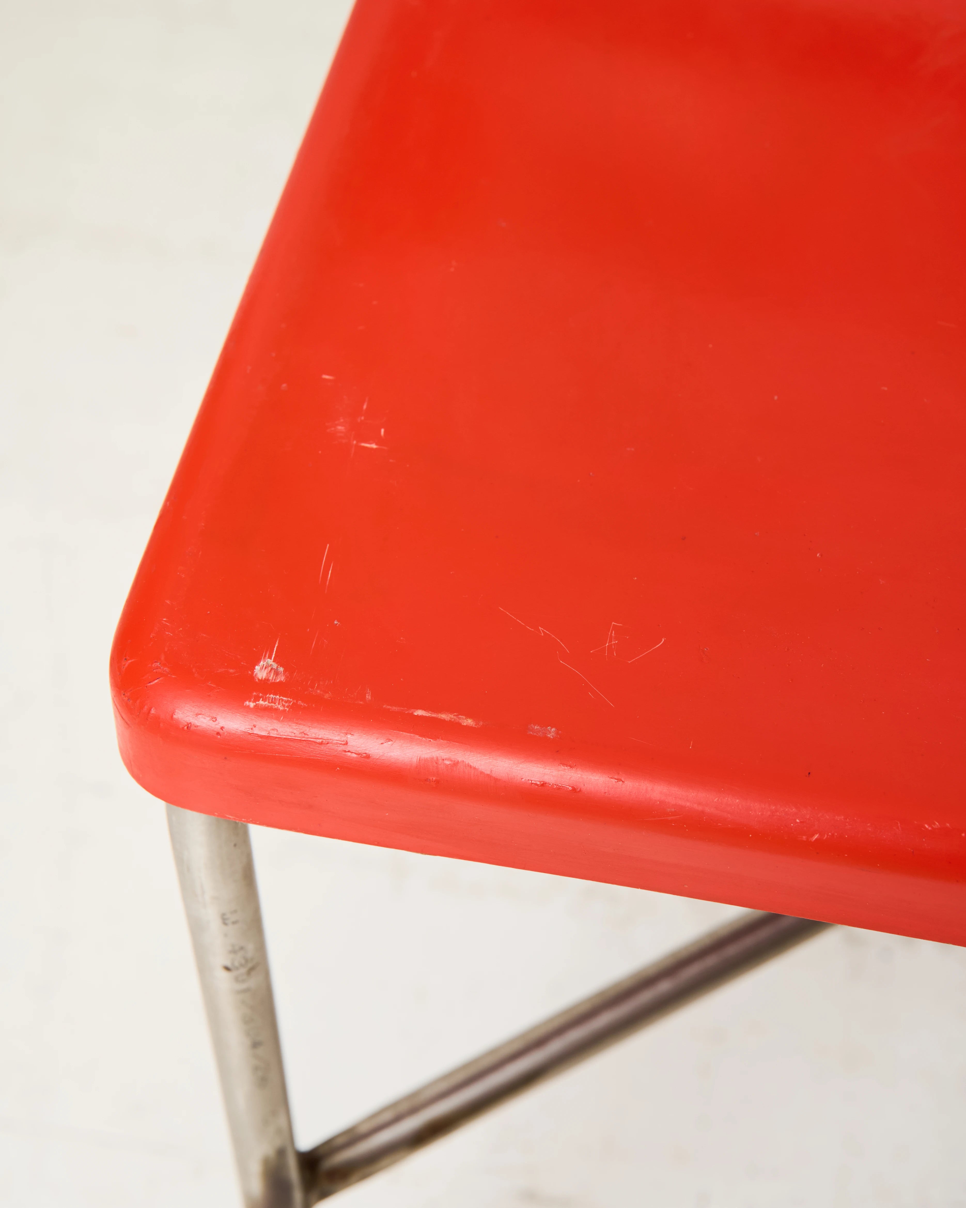 Chaises asymétriques (4), post-moderne, Italie, 1980s