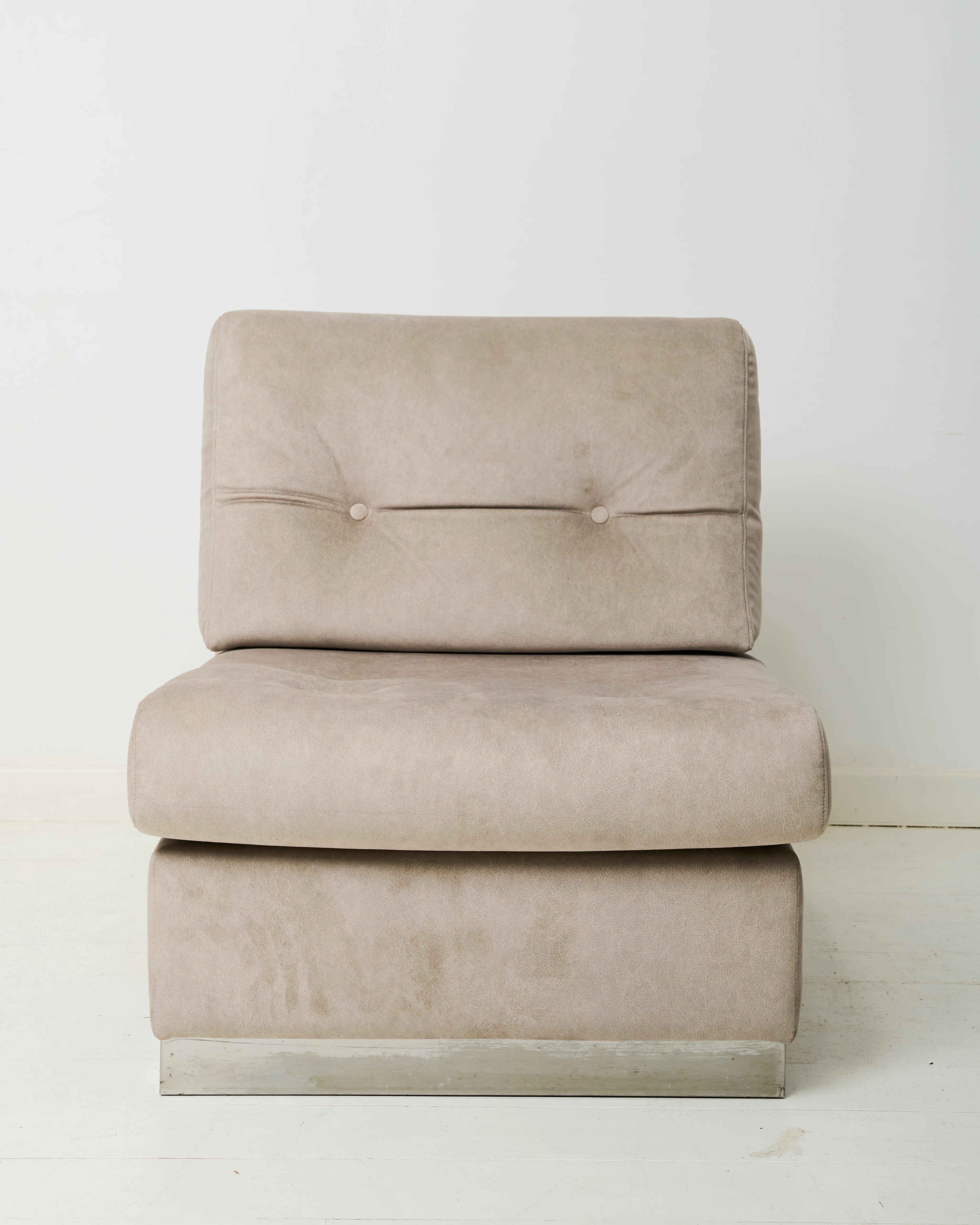 Chauffeuse grise, Jacques Charpentier, Roche Bobois, 1970s