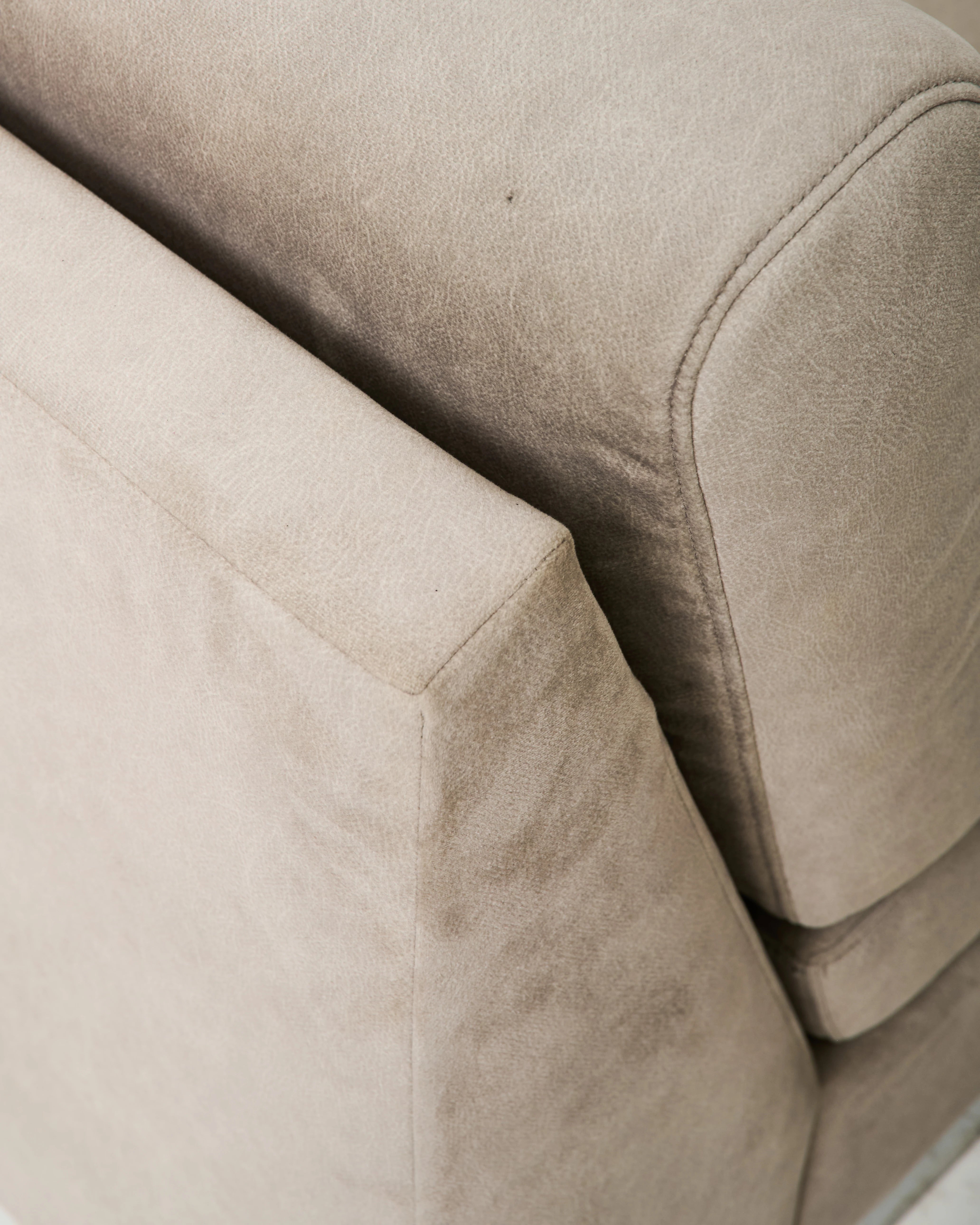 Chauffeuse grise, Jacques Charpentier, Roche Bobois, 1970s