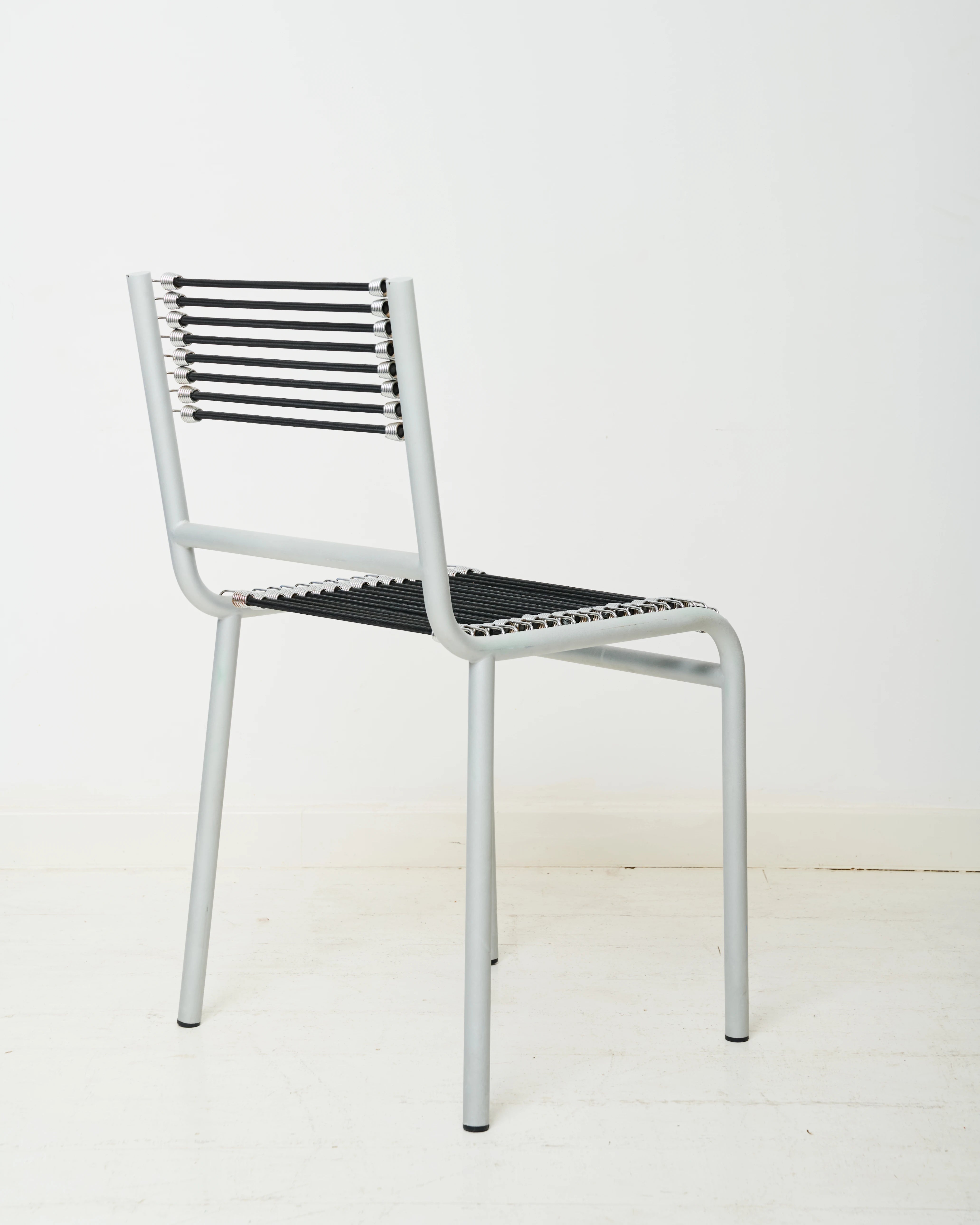 Paire de chaises "Sandow" grises (1 sur 3), René Herbst, 1980s