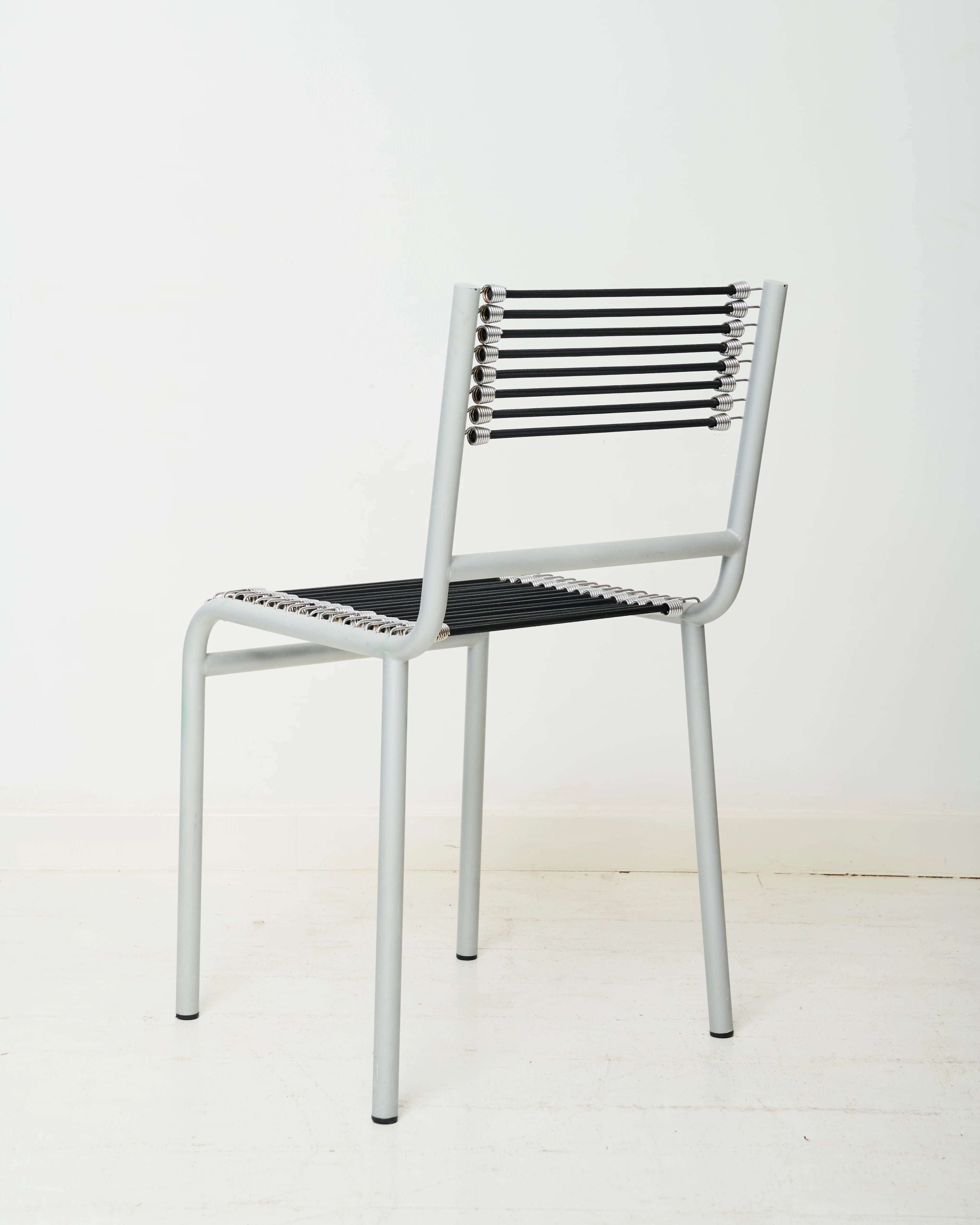 Paire de chaises "Sandow" grises (1 sur 3), René Herbst, 1980s