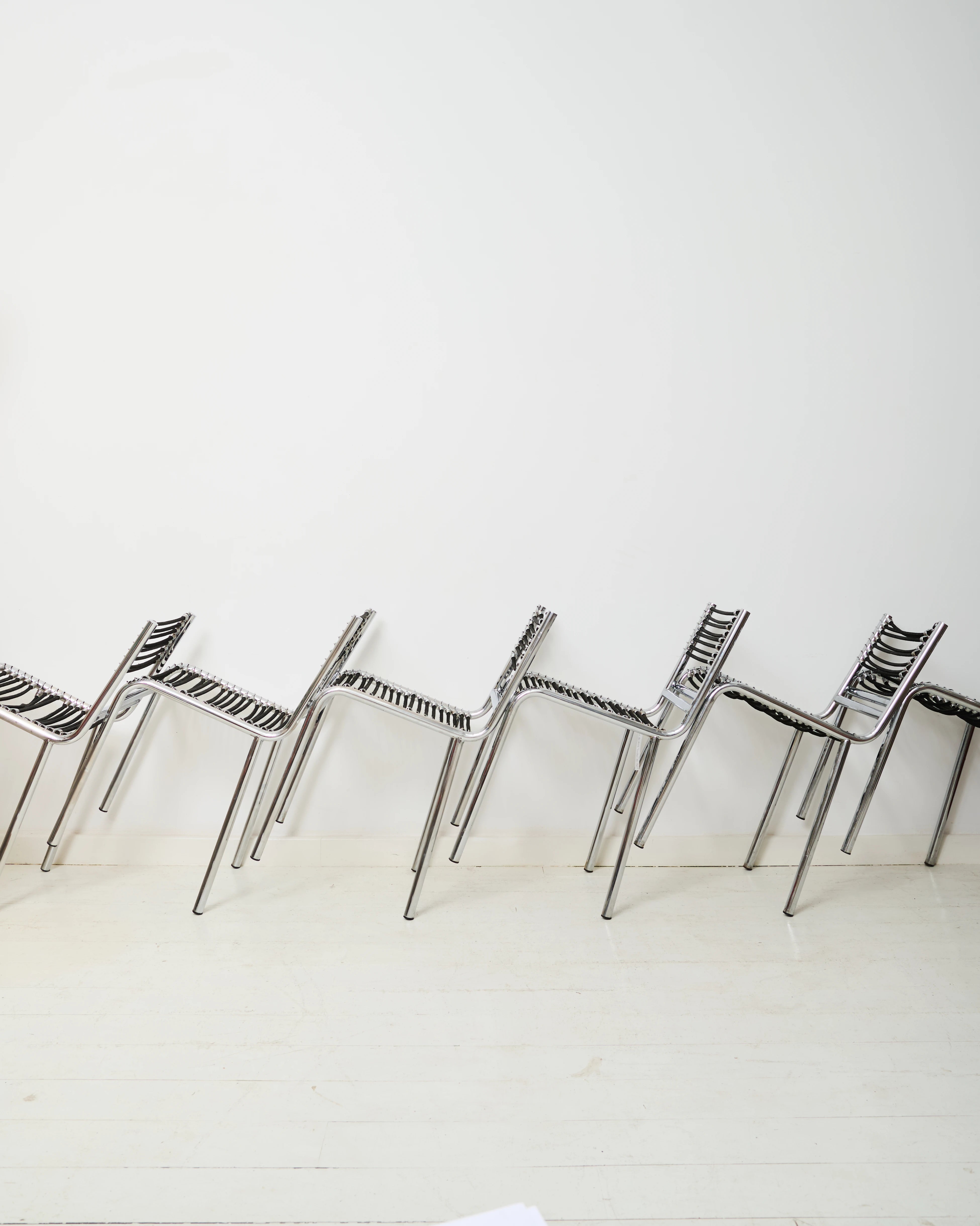 Paire de chaises "Sandow" grises (1 sur 3), René Herbst, 1980s