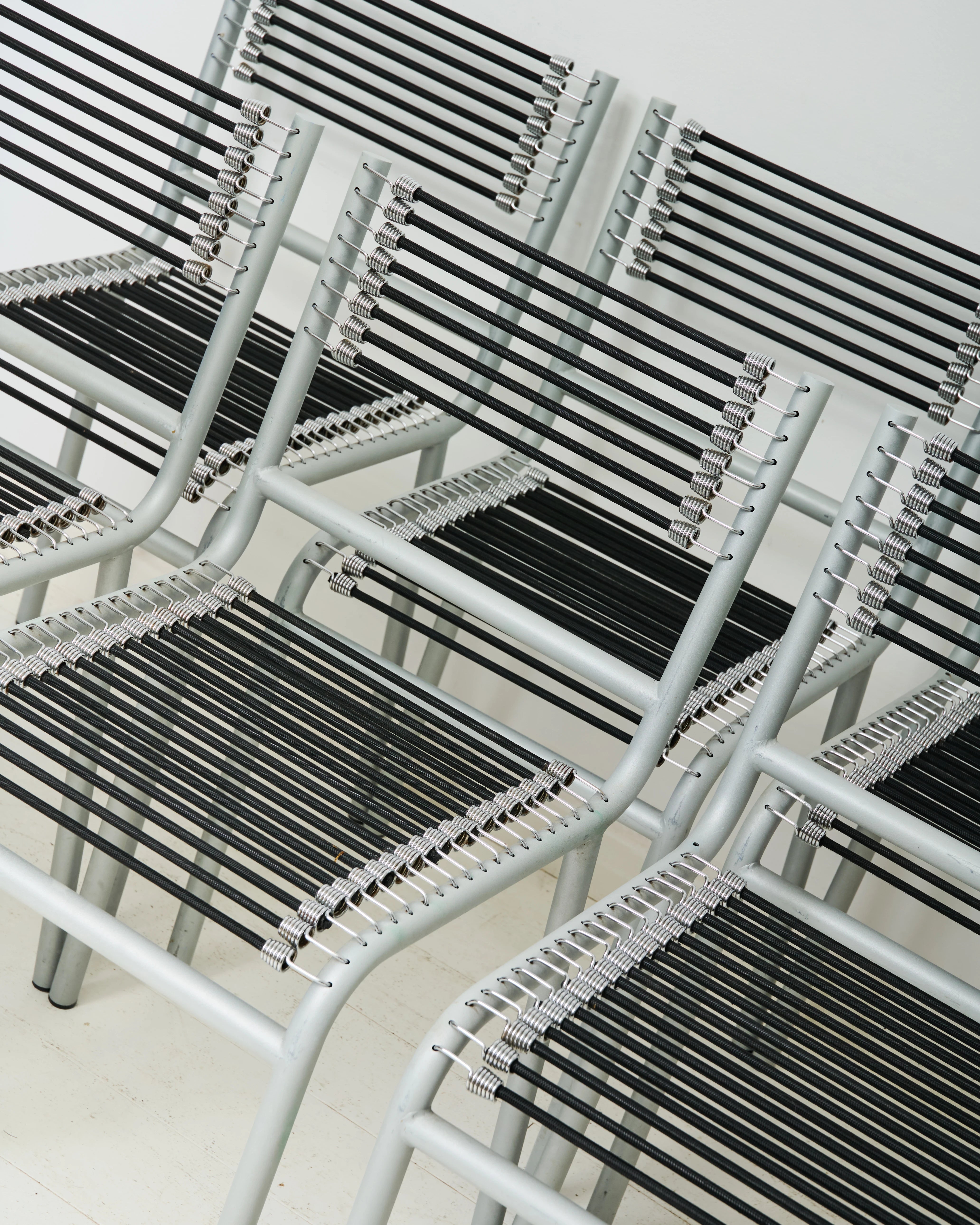 Paire de chaises "Sandow" grises (1 sur 3), René Herbst, 1980s