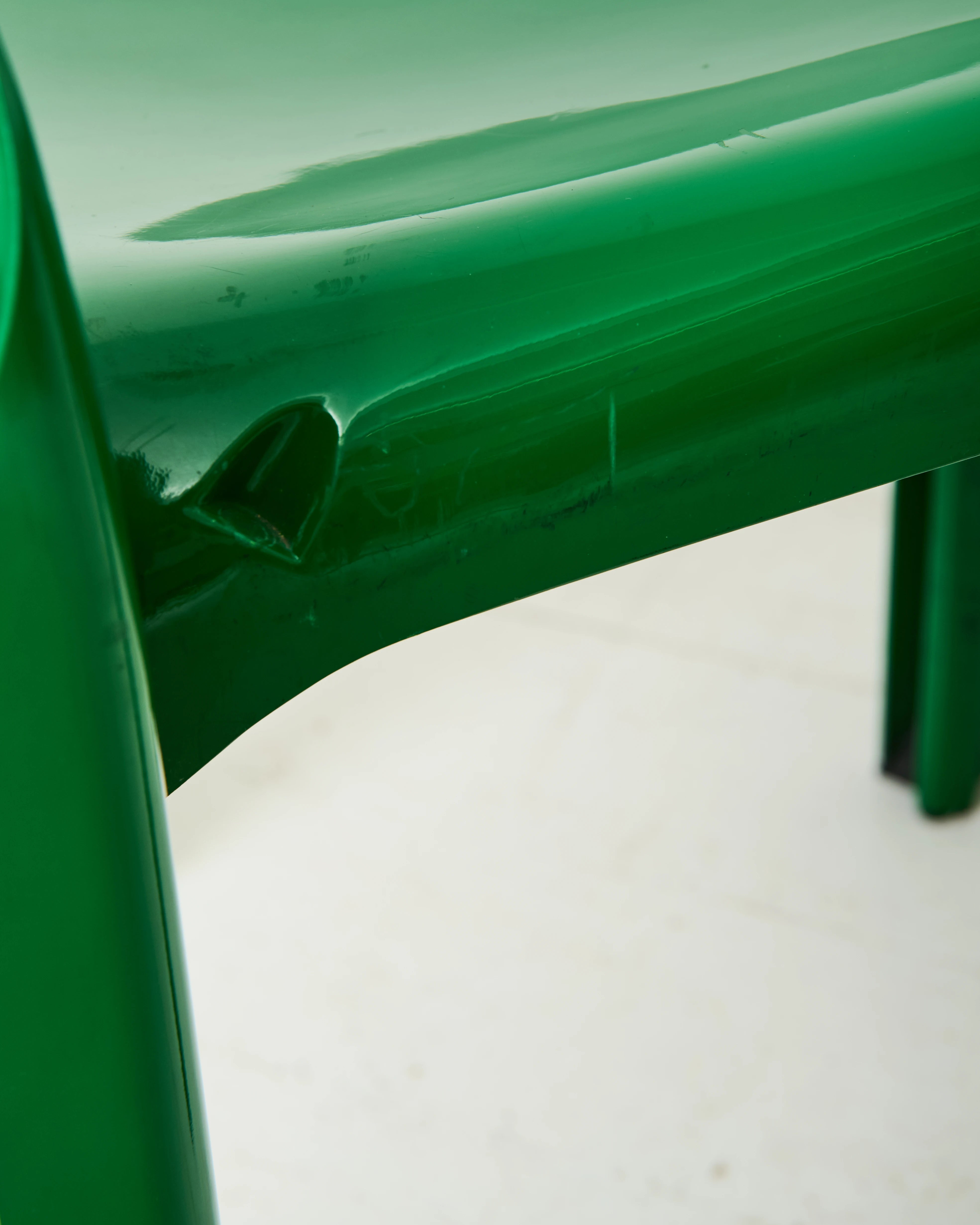 Paire de chaises "Selene" vertes, Vico Magistretti, Artemide, 1968